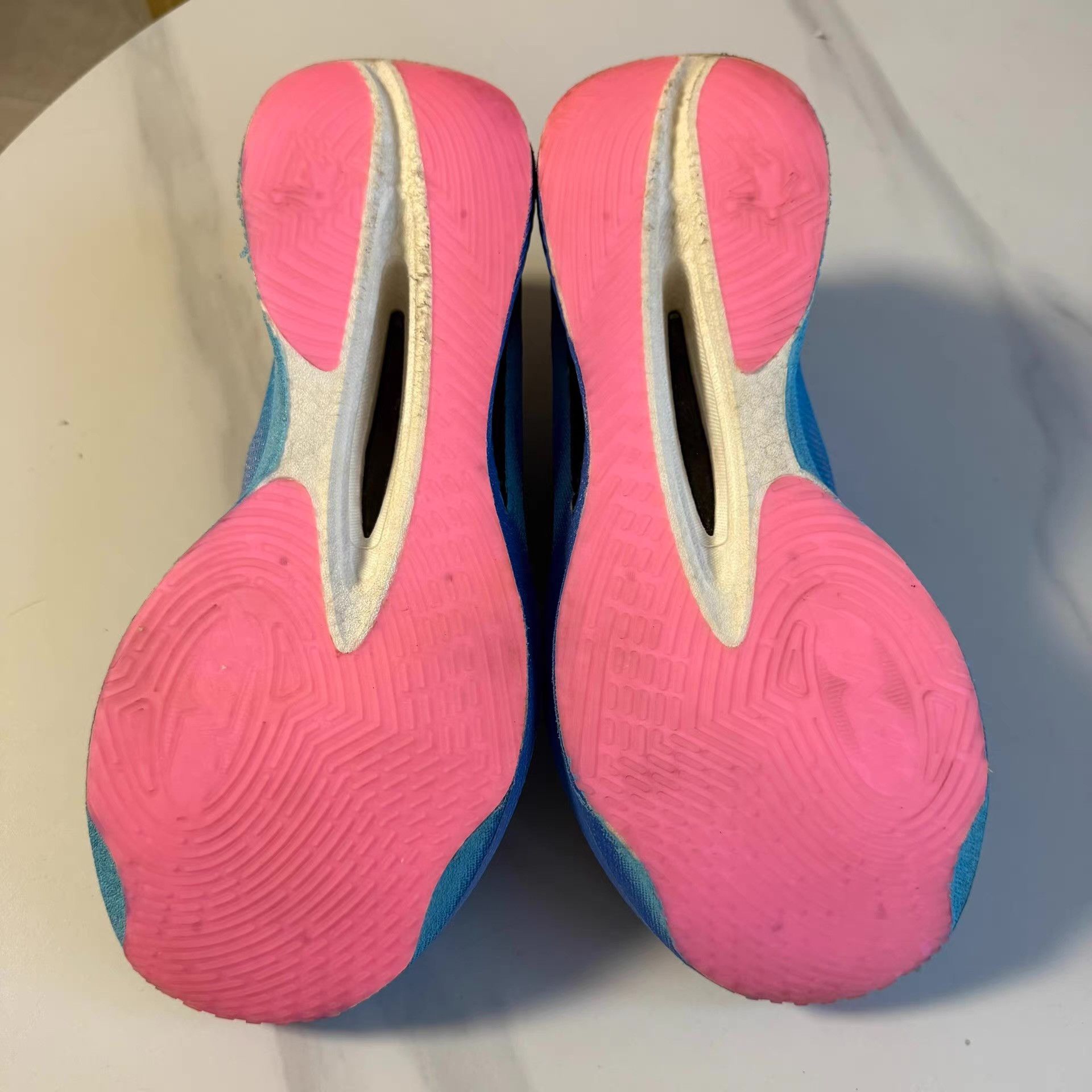 Nike Qiaodan Strong Wind 3.0 Pro, inner side worn Q10 Size US 10.5 / EU 43-44 - 4 Thumbnail