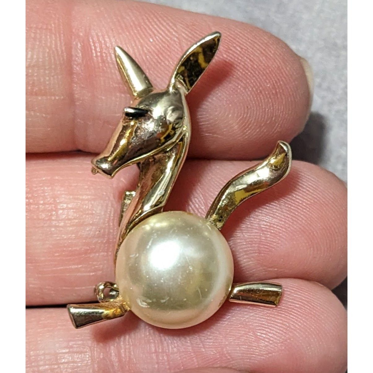 Other Vintage Gold Tone Stylized Faux Pearl Donkey Brooch Size ONE SIZE - 5 Thumbnail