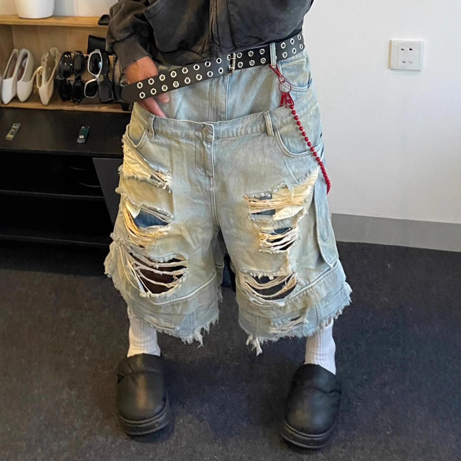 Jean Distressed Straight-Leg Denim Short | Frayed Raw Hem Size US 32 / EU 48 - 1 Thumbnail