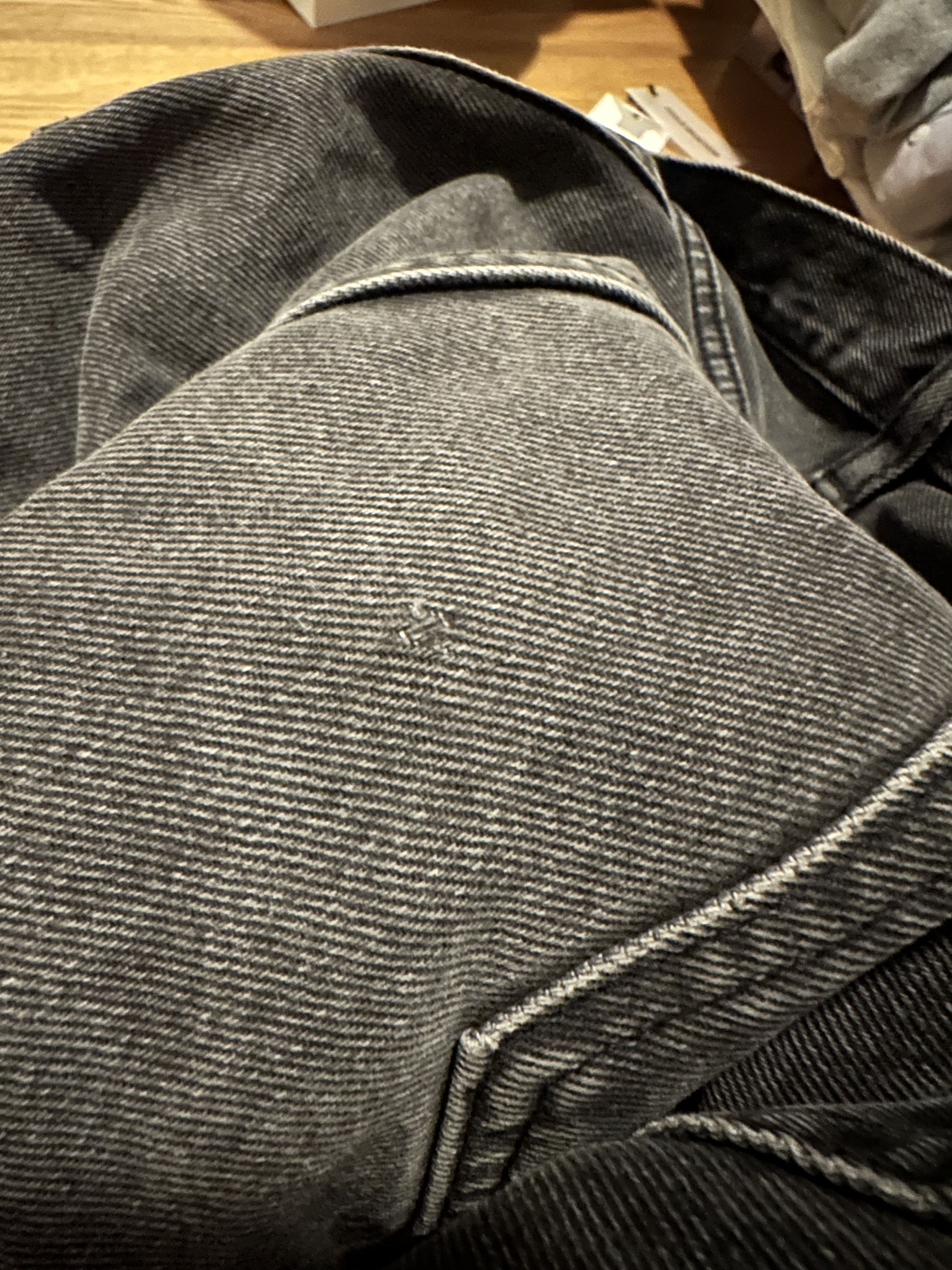 GU GU Dark Gray Oversized/Baggy Men's Jeans (from Japan) Size US 31 - 8 Thumbnail