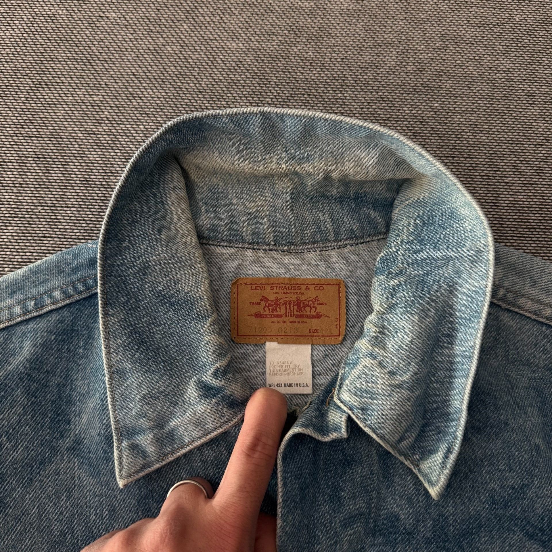 Levi's Vintage Clothing Levi's LVC 71205 0213 USA Washed Denim Jacket Size US XS / EU 42 / 0 - 3 Thumbnail