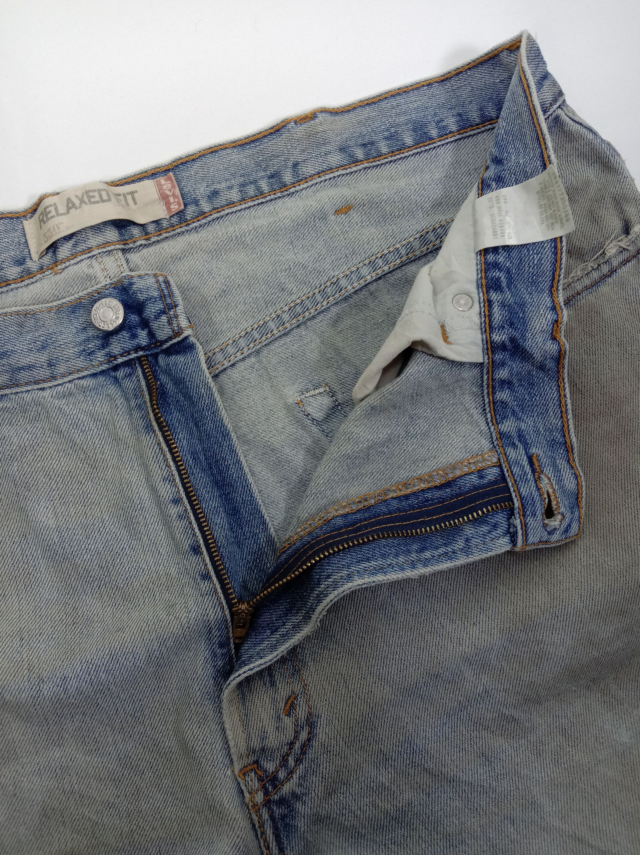Levi's × Levi's Vintage Clothing Vintage Levi's 550 Jeans Dirty Wash Distressed Denim Size US 40 / EU 56 - 9 Thumbnail