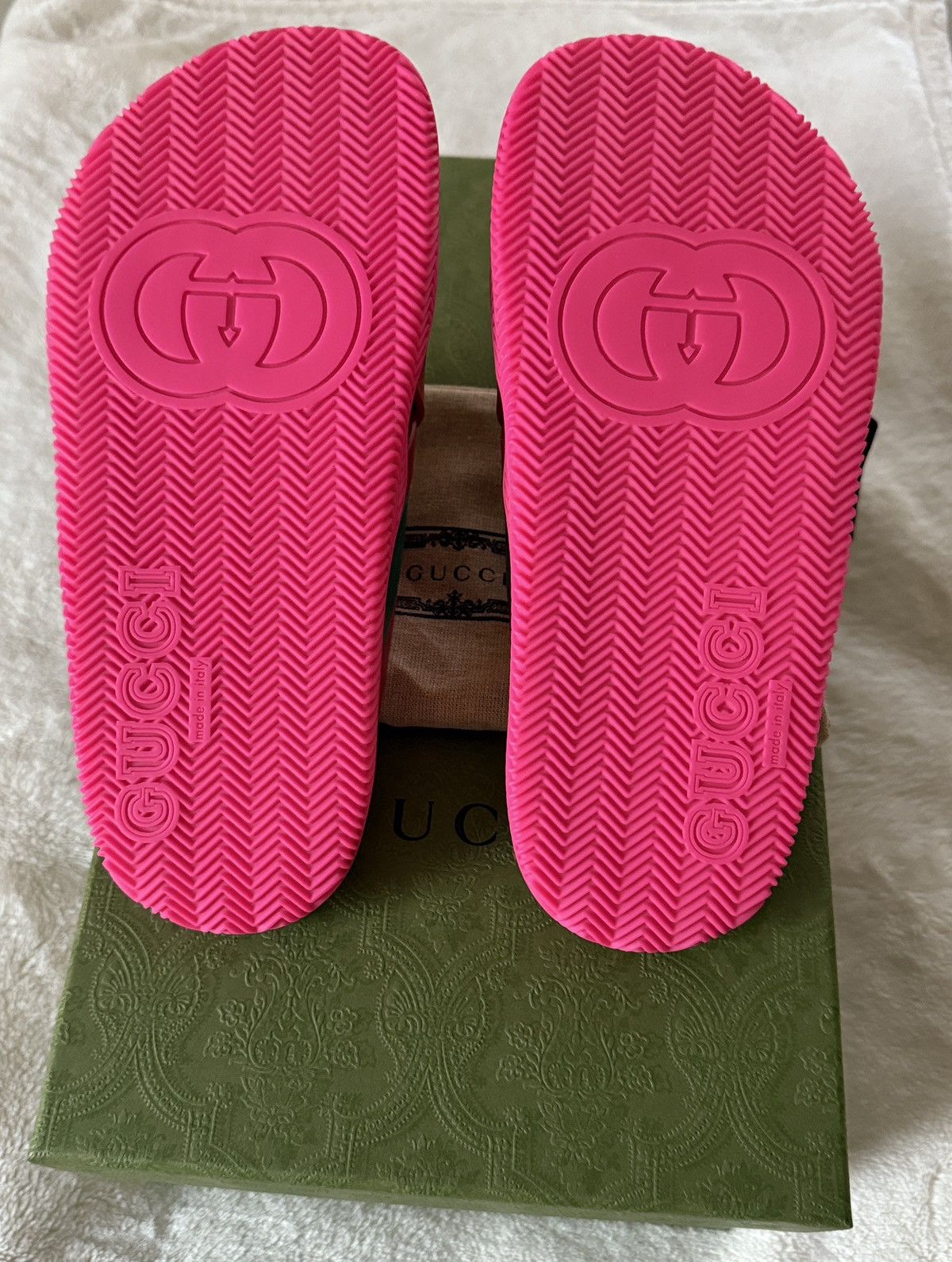 Gucci Gucci Women’s Red and Green Stripes Slides Size US 6 / IT 36 - 4 Thumbnail