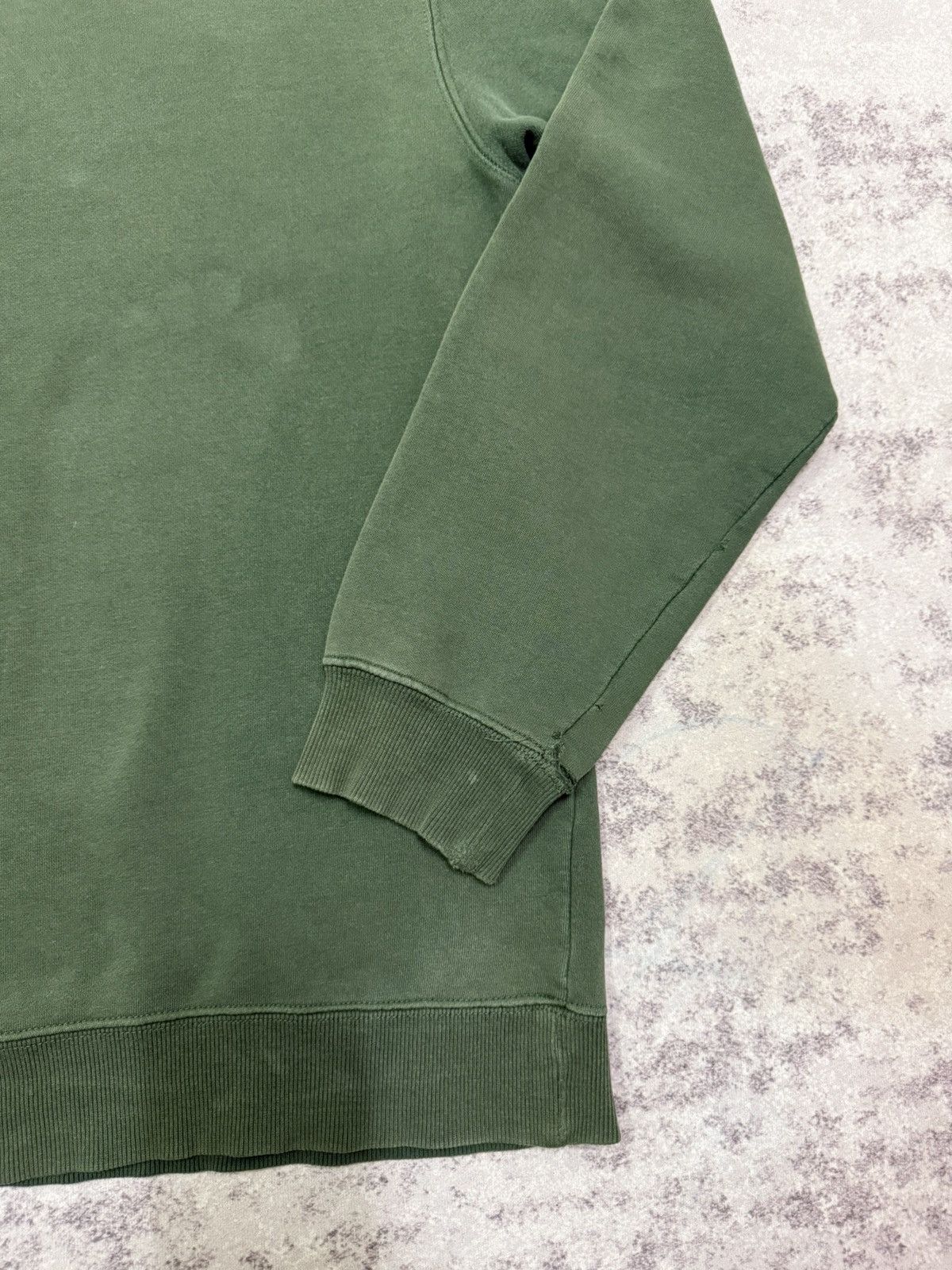 Stussy Stussy Emdroidery Center Logo Distressed Sweatshirt Size US XL / EU 56 / 4 - 16 Thumbnail