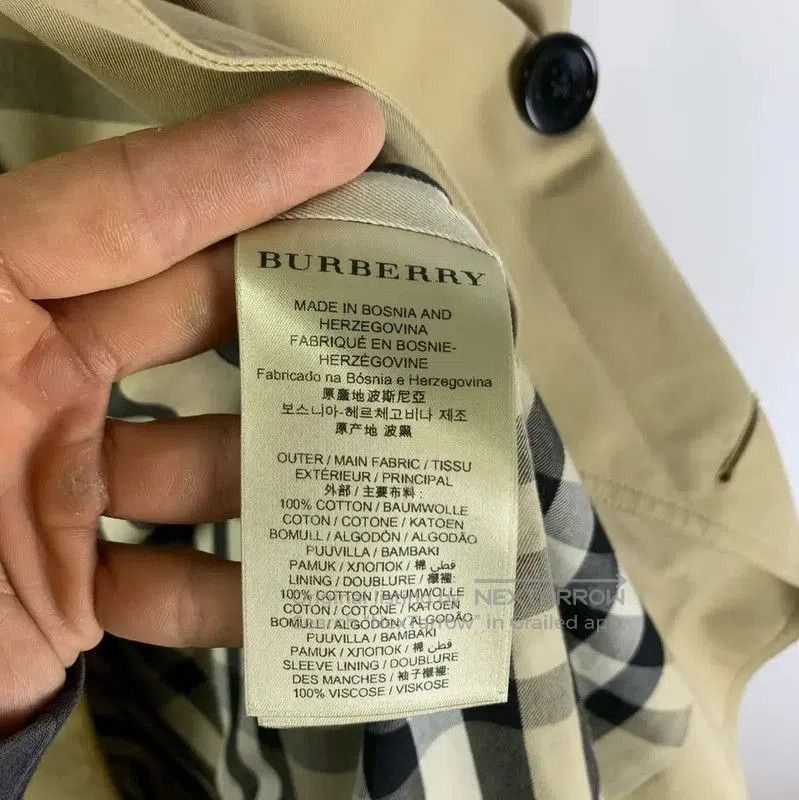 Burberry Burberry Khaki Women's Trench Coat. Size XXS / US 00 / IT 34 - 4 Thumbnail