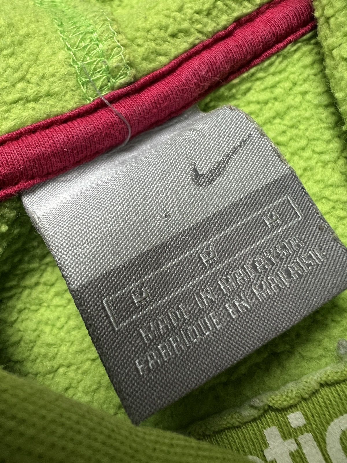 Nike Nike Vintage Celebration Of Air Neon Green Pullover Hoodie Size US M / EU 48-50 / 2 - 13 Thumbnail