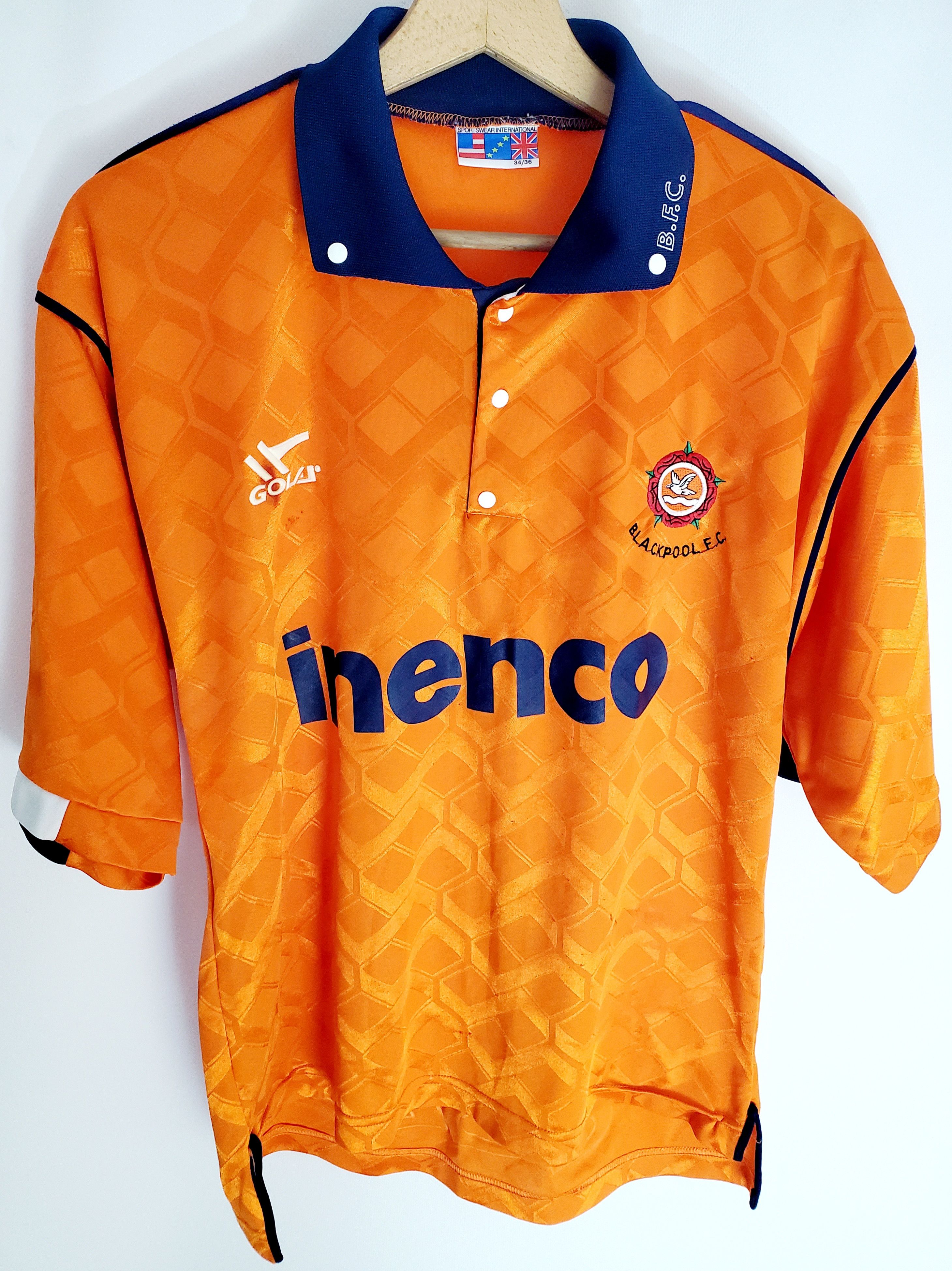 Vintage Blackpool FC 1991 1992 1993 Gola home jersey vintage M Size US M / EU 48-50 / 2 - 1 Thumbnail