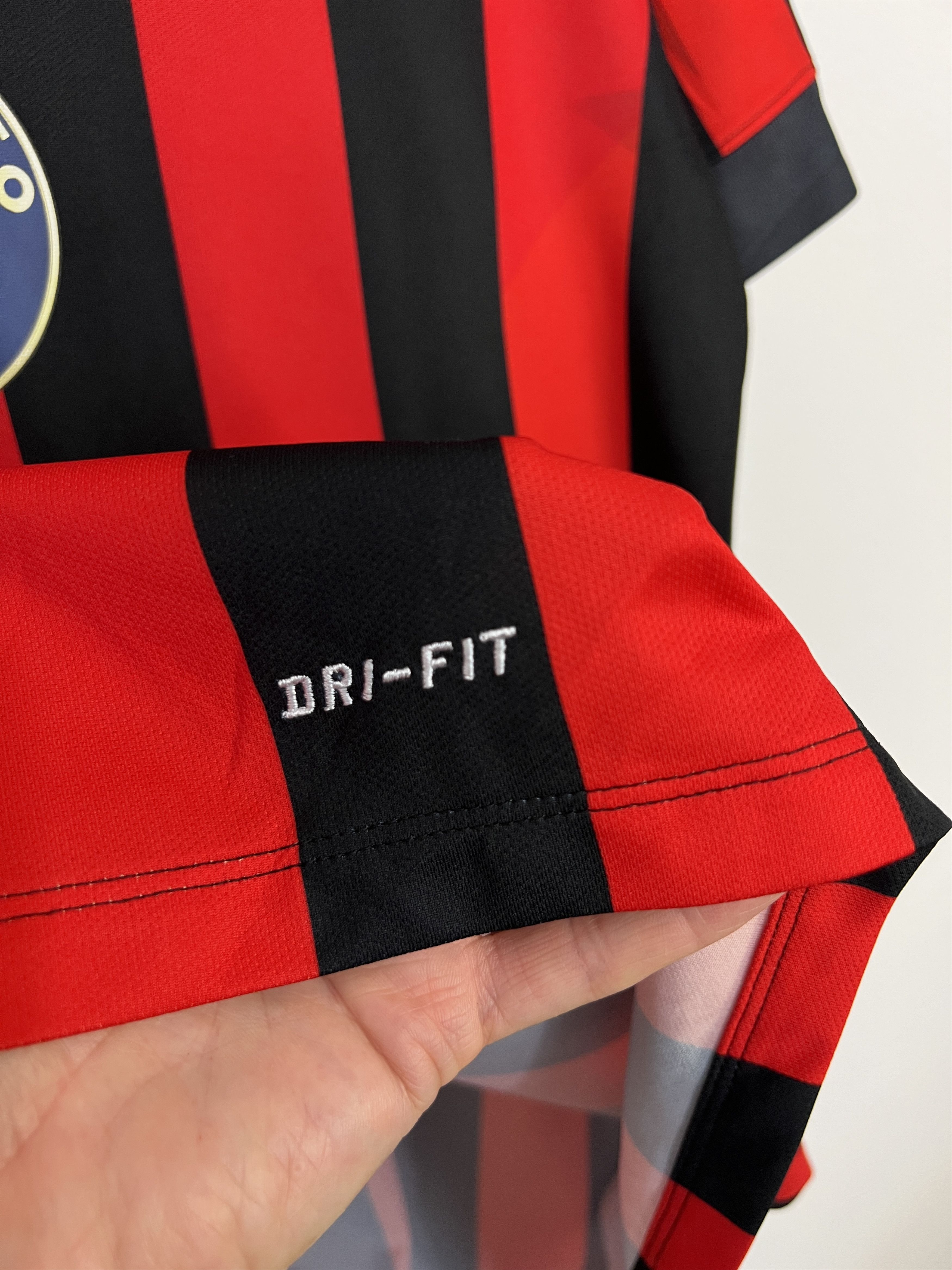 Nike Eintracht Frankfurt Home football shirt 2014 #10 Kadlec Nike Size US XL / EU 56 / 4 - 10 Thumbnail