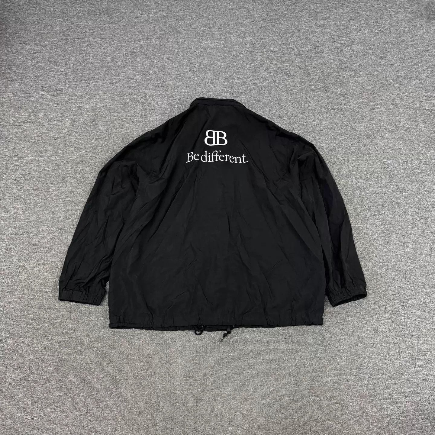Balenciaga Black Light Jacket with 'Be Different' Back Print Size US XS / EU 42 / 0 - 1 Thumbnail