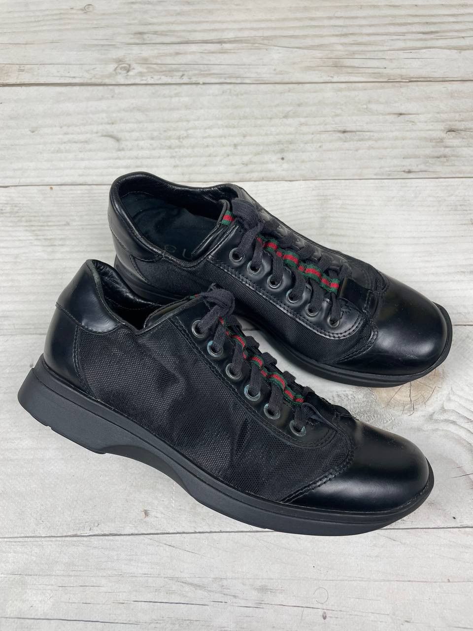 Gucci Vintage Gucci Leather Sneakers GG Size US 5.5 / IT 35.5 - 1 Thumbnail