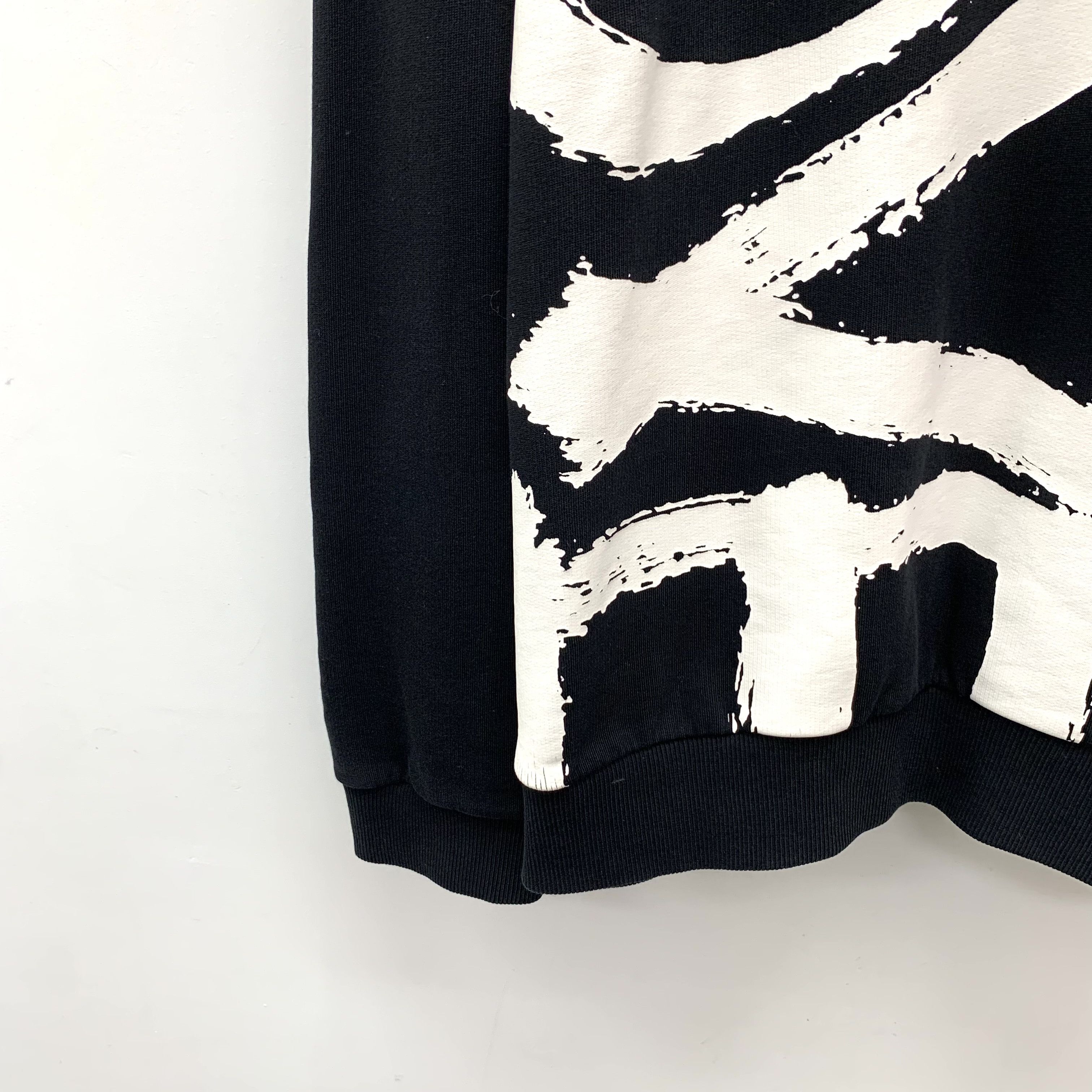 Burberry Burberry Letter Print Hoodie Black (L) Size US L / EU 52-54 / 3 - 4 Thumbnail