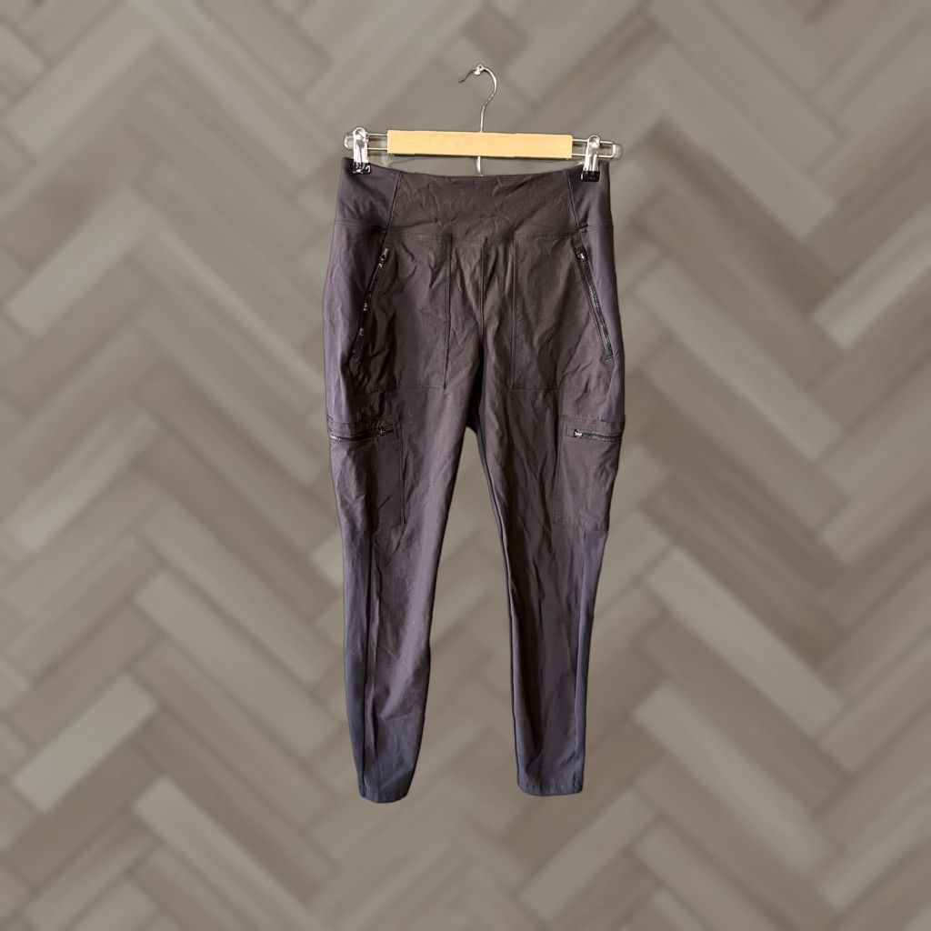 Athleta Athleta Womens Black Outdoor Nylon Athletic Tapered Pants Size 8 Size 30" / US 8 / IT 44 - 1 Thumbnail