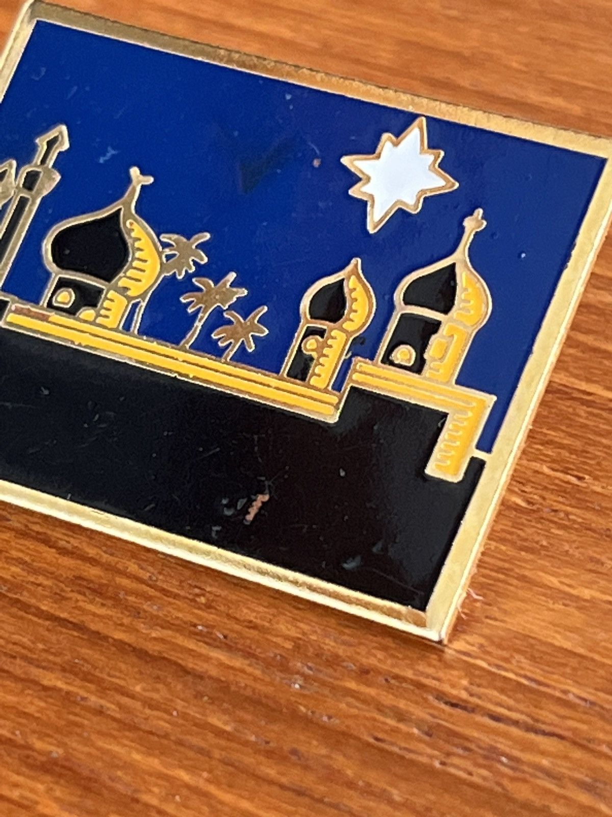 Camel × Vintage Camel vintage pin Size ONE SIZE - 4 Thumbnail