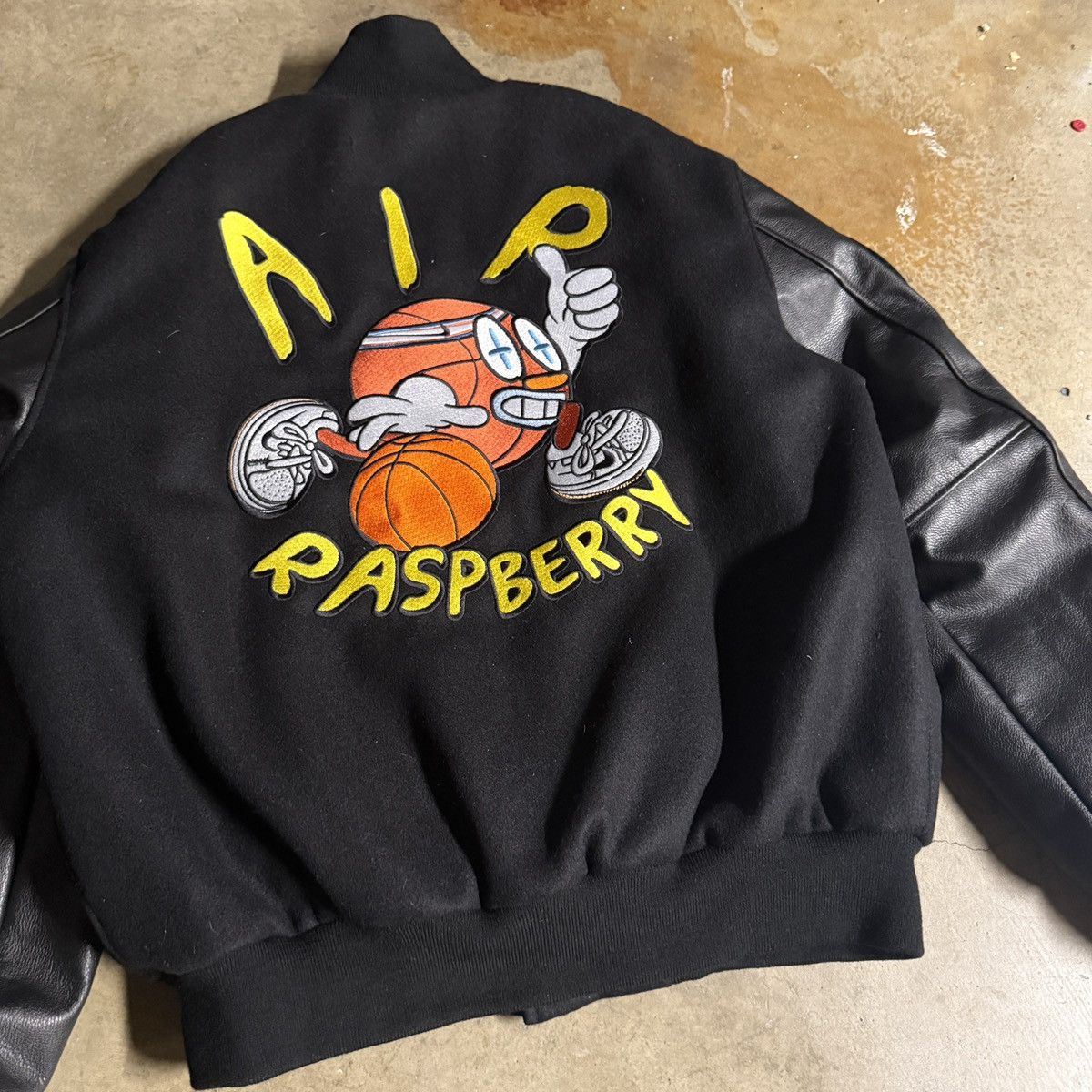The GV Gallery Nike x Gv gallery All Star Weekend Exclusive Varsity Jacket Size US M / EU 48-50 / 2 - 4 Thumbnail