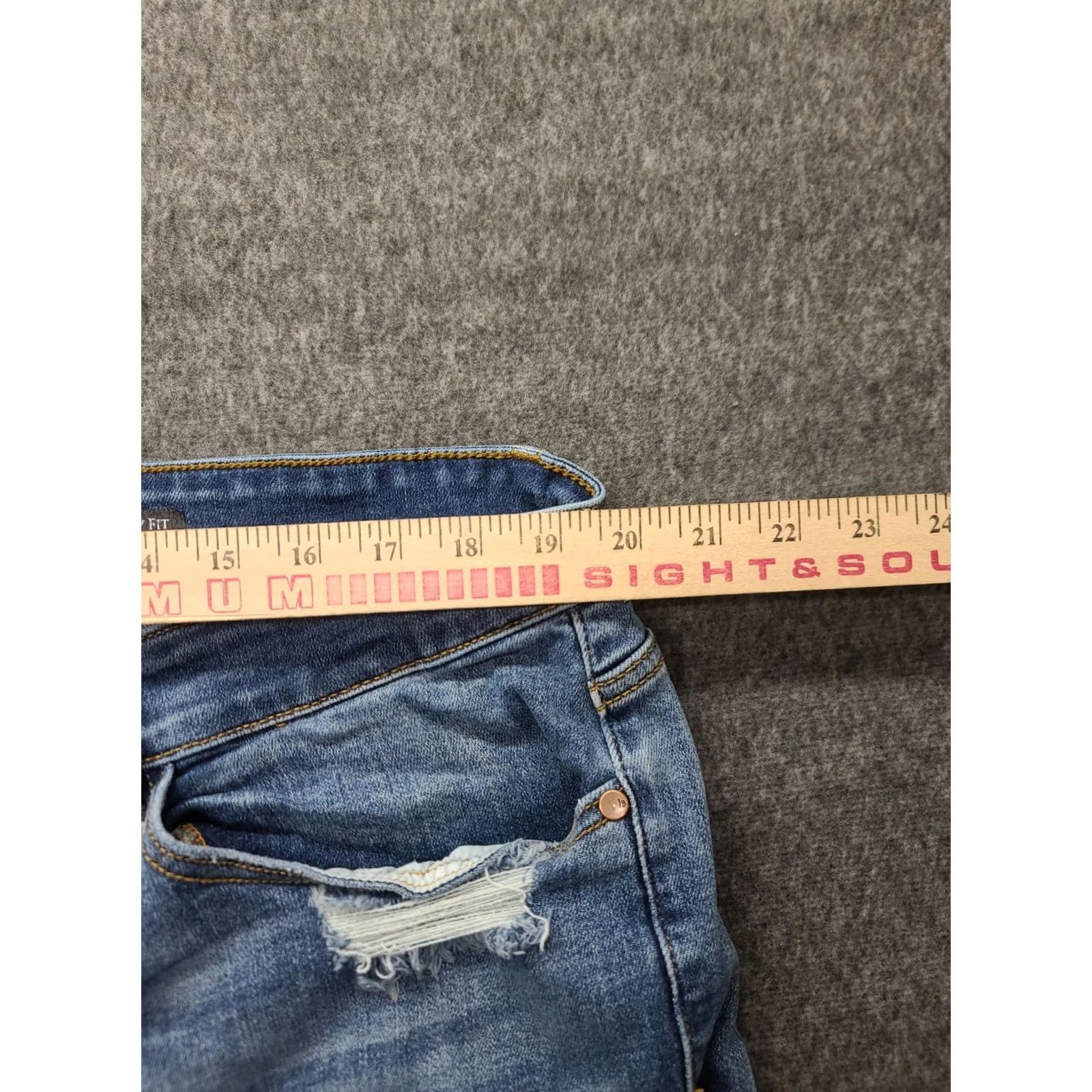 Vintage Judy Blue Jeans Womens 22W Plus Size Skinny Fit Ankle Cut Distressed Stretch Denim Jeans Slim Bohemian City Style Ladies Size 40" / US 18 - 4 Thumbnail