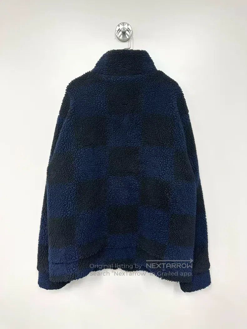 Louis Vuitton Louis Vuitton Blue and black checkerboard teddy fleece zip Size US L / EU 52-54 / 3 - 2 Thumbnail