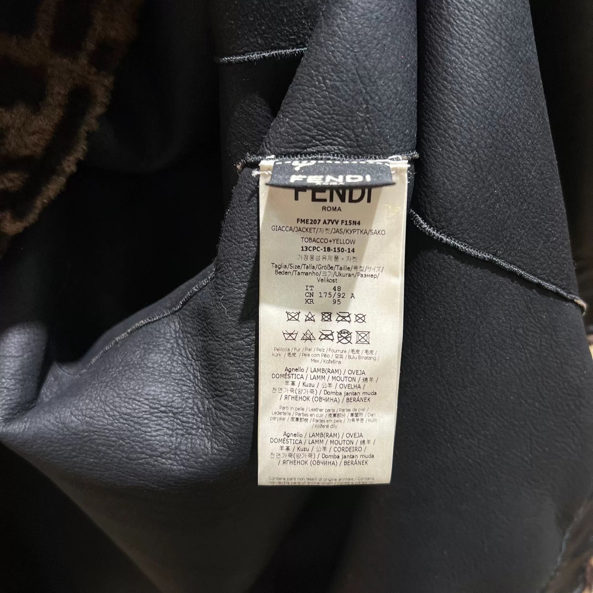 Fendi fendi ff printed plush outerwear jacket Size US L / EU 52-54 / 3 - 5 Thumbnail