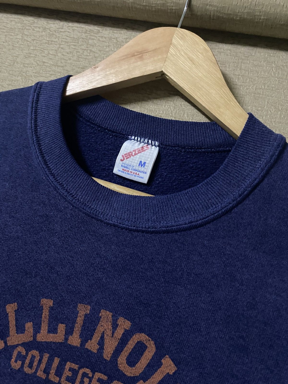 Vintage Vintage 90's Illinois Physical Education Sweatshirt Size US M / EU 48-50 / 2 - 3 Thumbnail