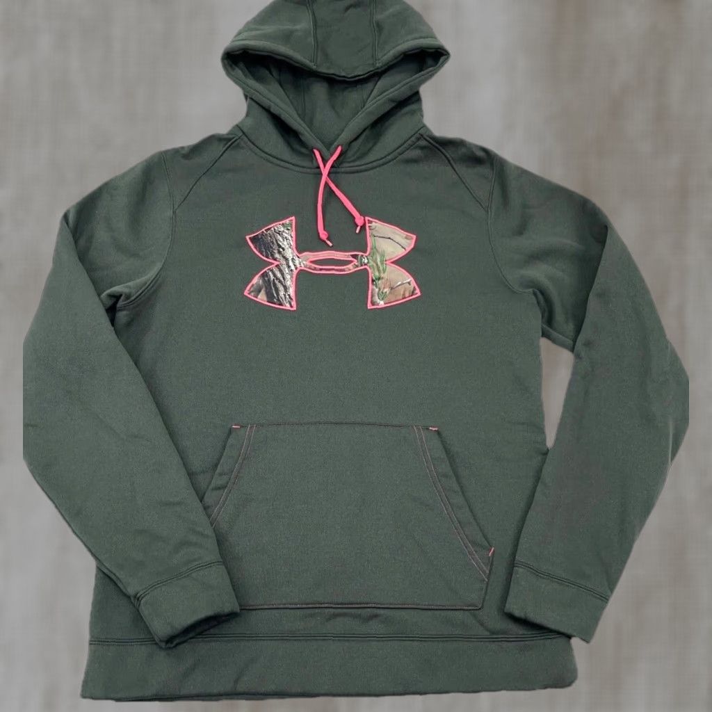 Under Armour Under Armour Hoodie Women M Green Pink Camo Logo Semi Fitted Pullover Sweatshirt Size M / US 6-8 / IT 42-44 - 1 Thumbnail