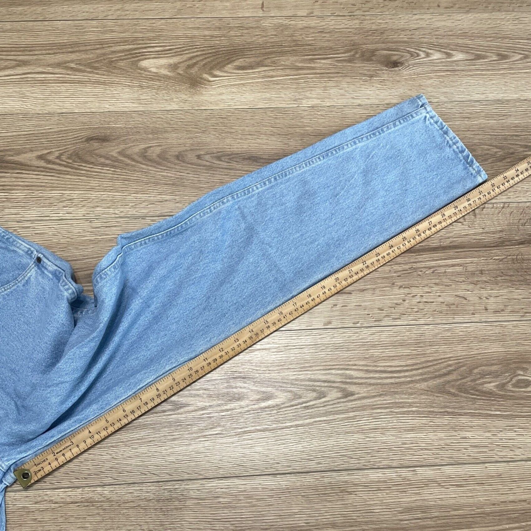 Wrangler WRANGLER Light Wash Straight Leg Jeans Size 32x32 Mens Blue Size US 32 / EU 48 - 6 Thumbnail