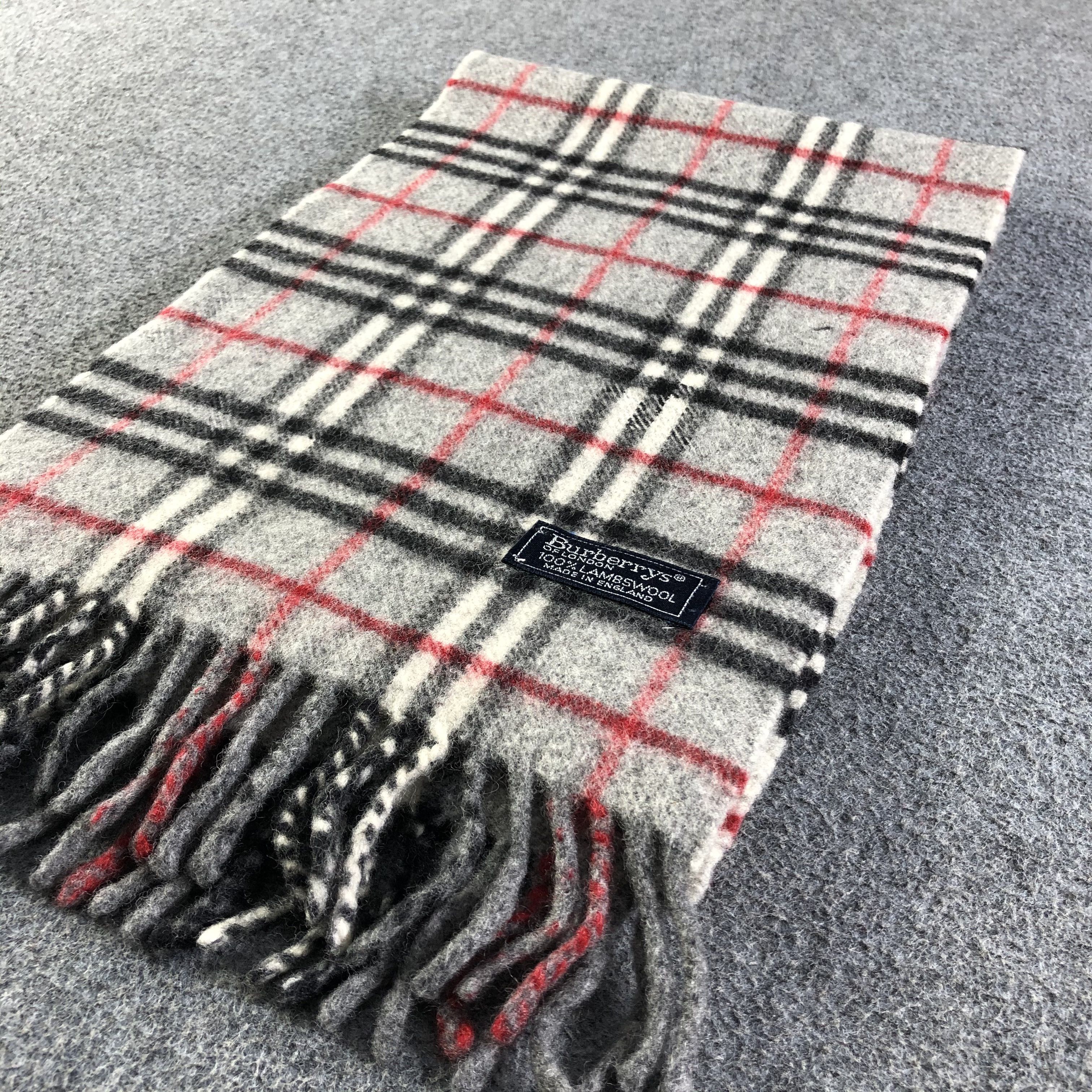 Burberry Burberrys Lambswool Scarf / Muffler / Neckwear Size ONE SIZE - 3 Thumbnail