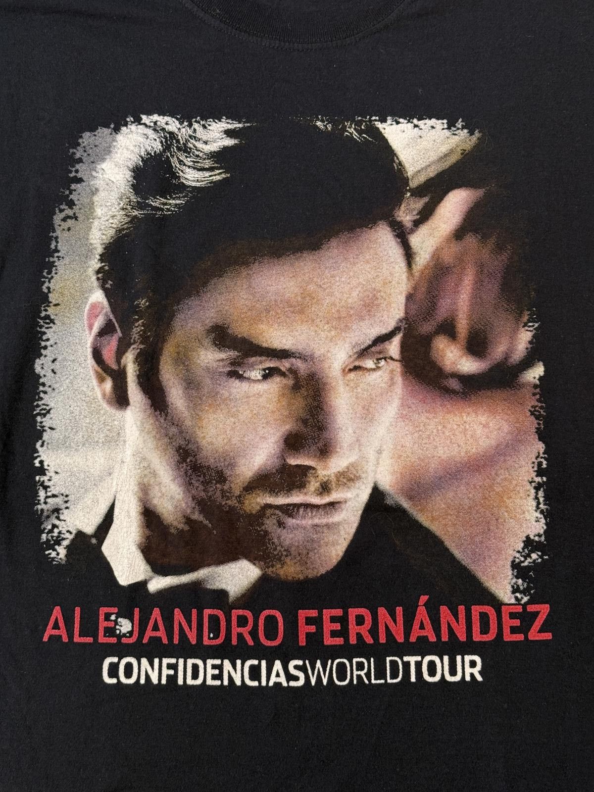 Jerzees Alejandro Fernandez T-shirt Confidencias World Tour 2015 XL Size US XL / EU 56 / 4 - 4 Thumbnail