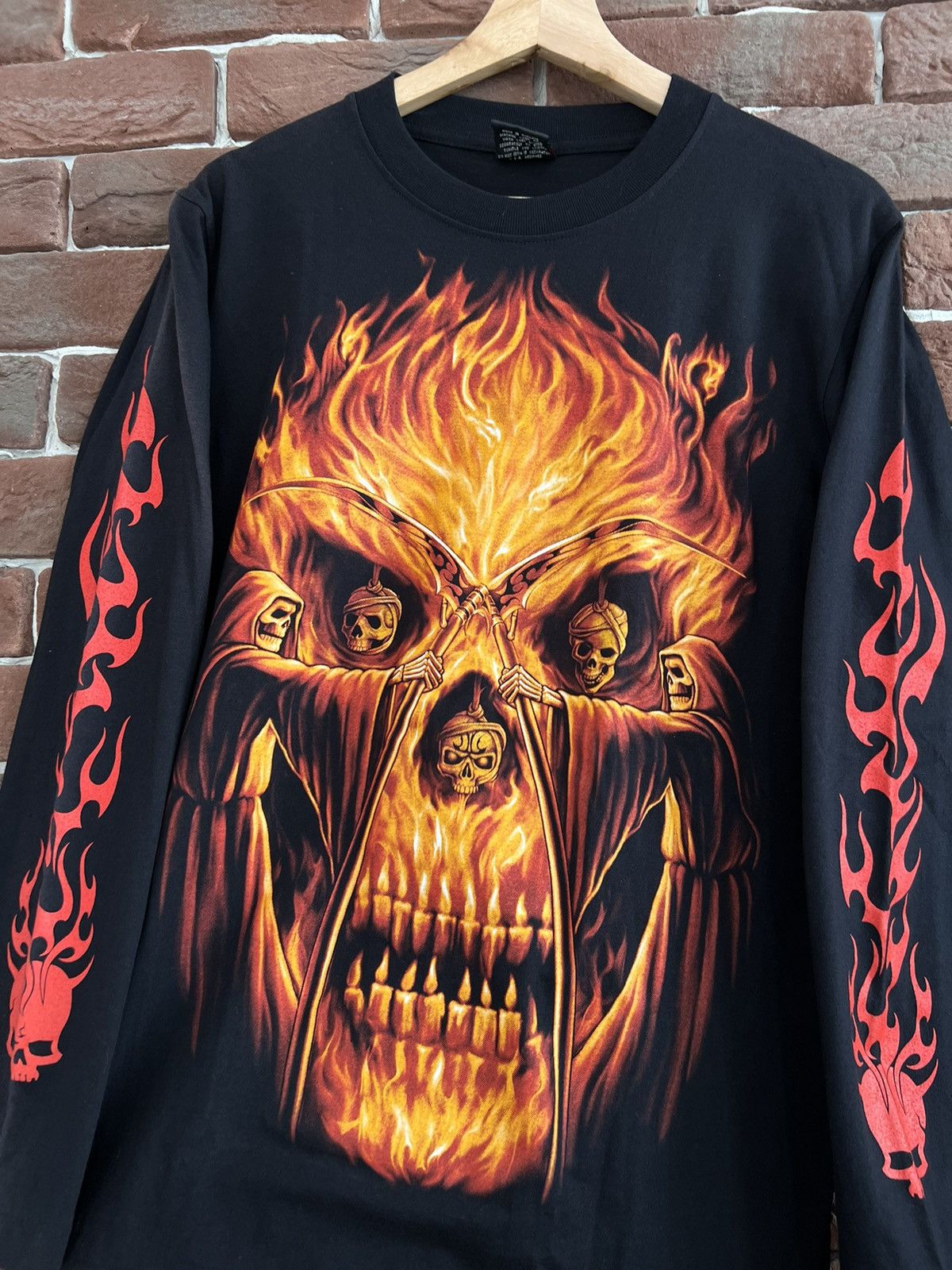 Vintage Vintage 90s Flames Sleeves Longsleeve Hype Streetwear Drip Size US M / EU 48-50 / 2 - 3 Thumbnail