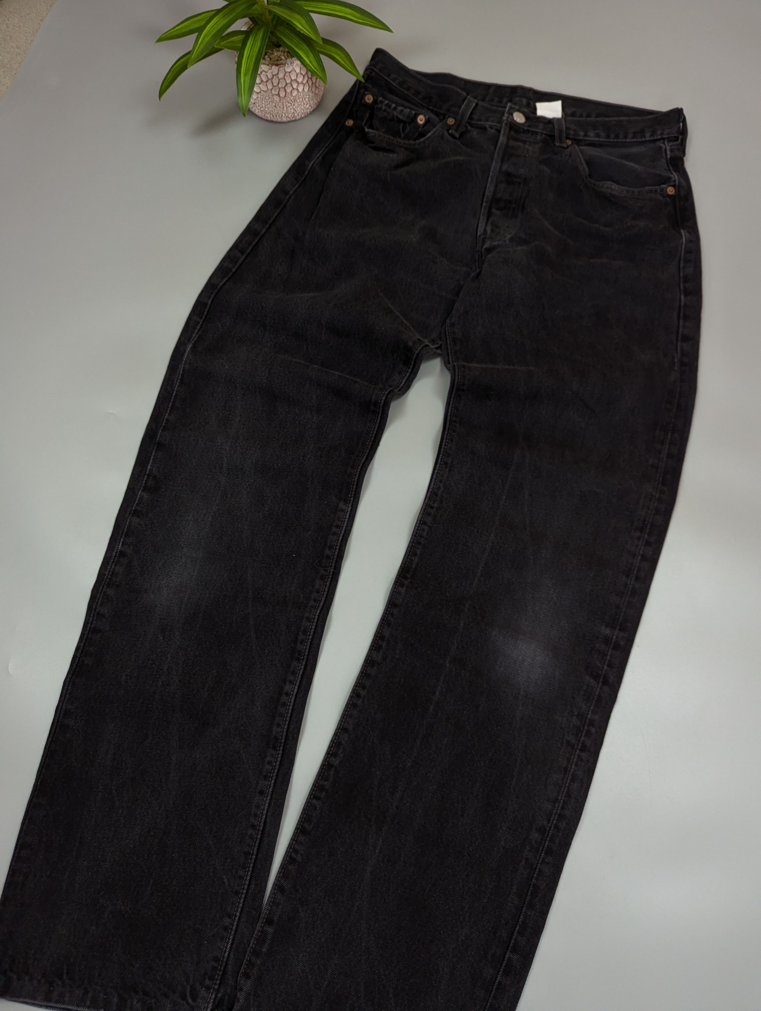 Levi's Vintage Levi's 501 Black Distressed Jeans W31 L34 Faded Size US 31 - 6 Thumbnail