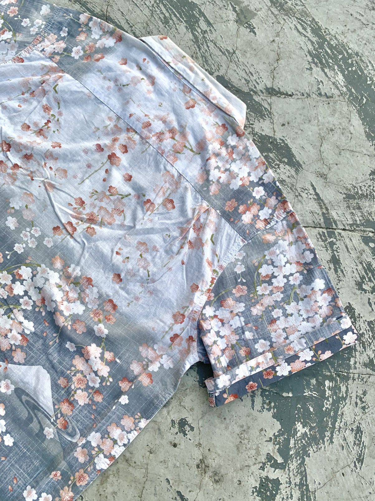 Japanese Brand 🇯🇵 Vtg Fuji Sakura Japan hawaiian Shirts Size US XL / EU 56 / 4 - 8 Thumbnail
