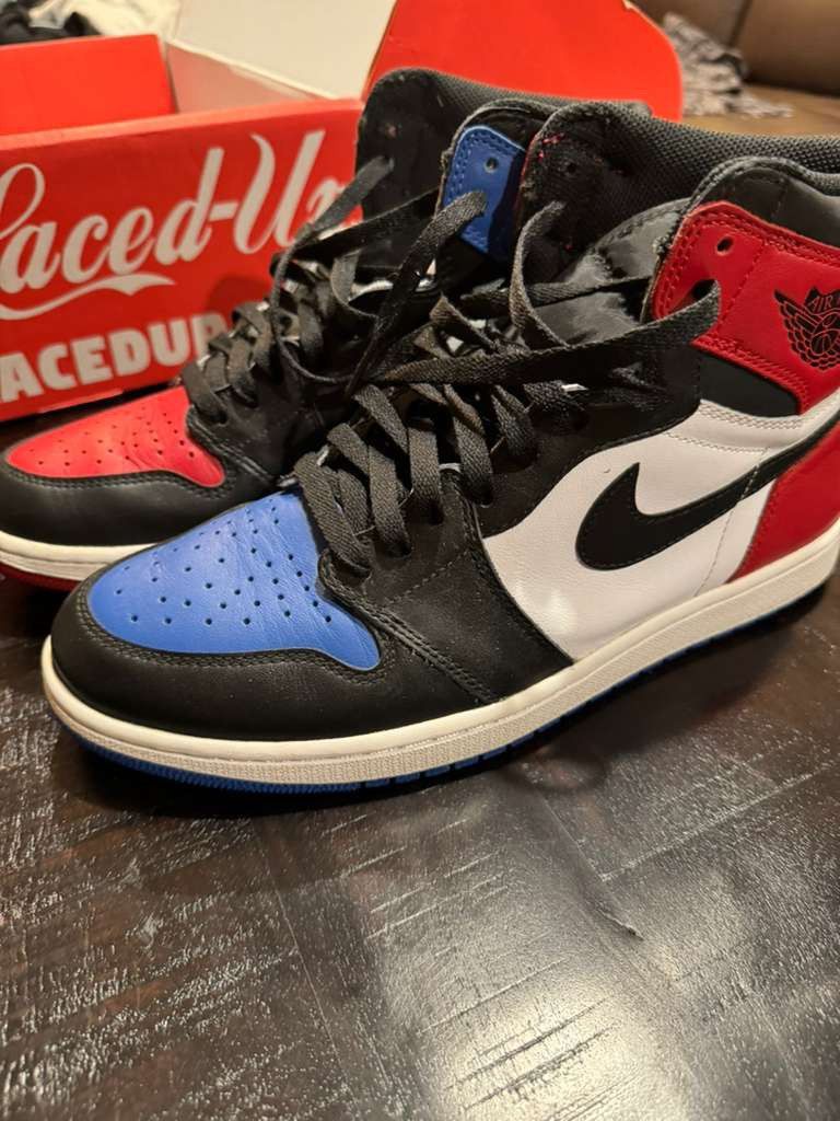 Jordan Brand Jordan 1 top 3 Size US 11 / EU 44 - 10 Thumbnail