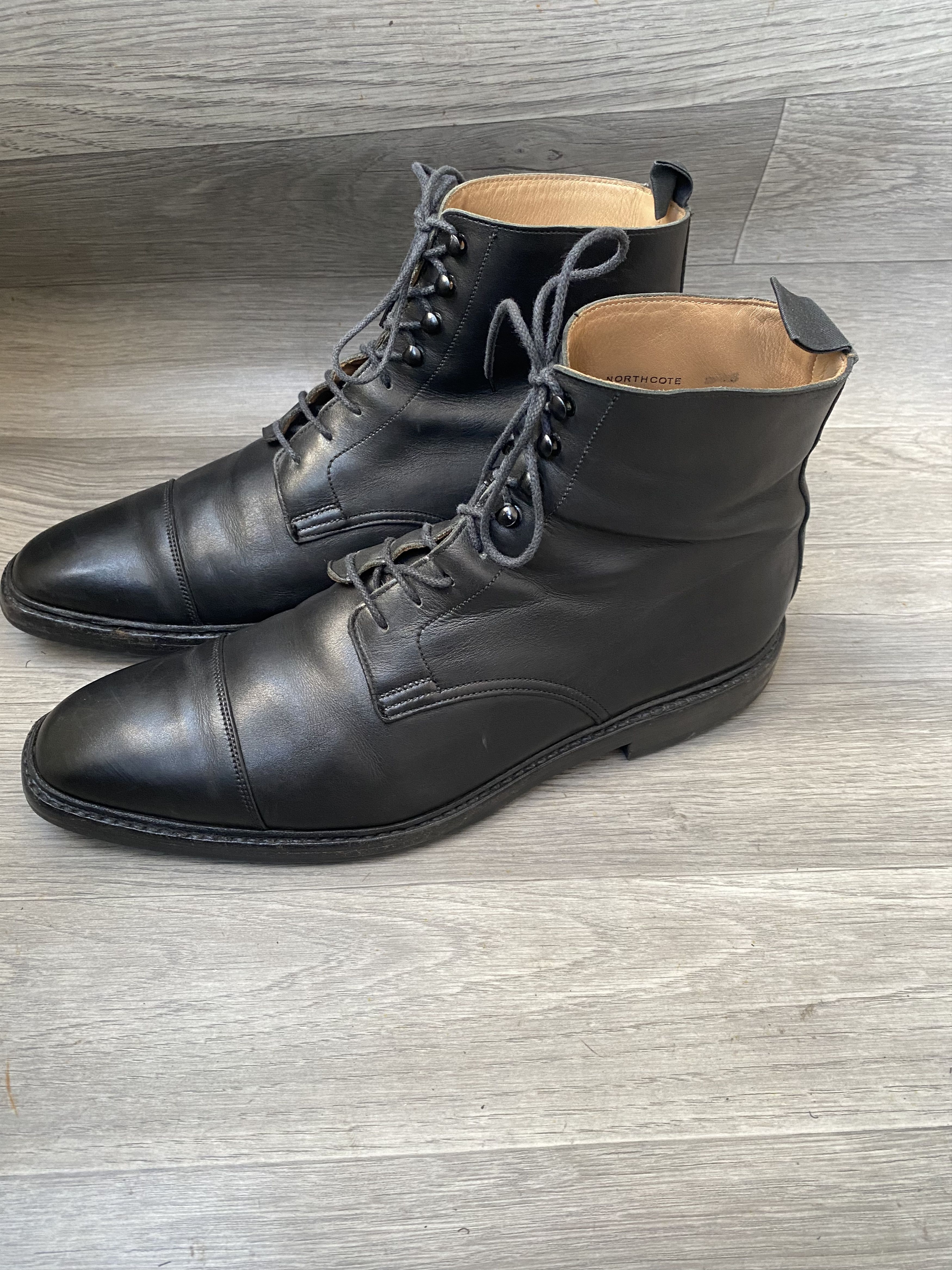 Crockett & Jones Crockett and jones northcote cap-toe black leather boots Size US 10 / EU 43 - 5 Thumbnail