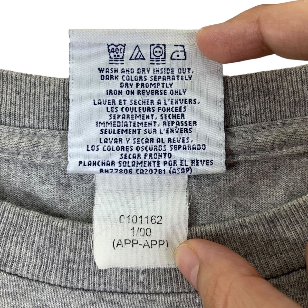 Tommy Hilfiger Vintage TOMMY HILFIGER ATHLETICS Box Logo Tee Shirt Top Size US M / EU 48-50 / 2 - 7 Thumbnail