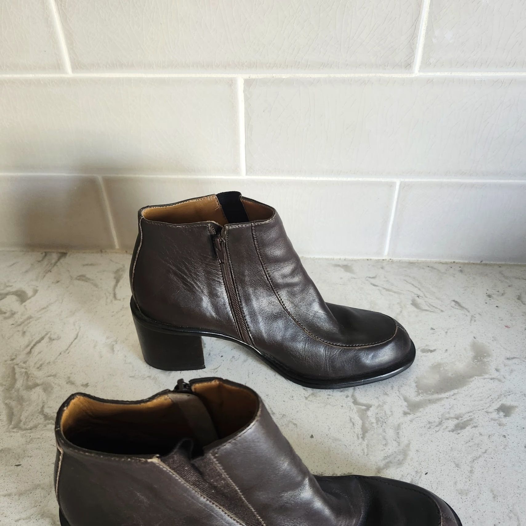 Franco Sarto Franco Sarto Brown Leather Ankle Boots Block Heel 6M Women Boots Size US 6 / IT 36 - 5 Thumbnail