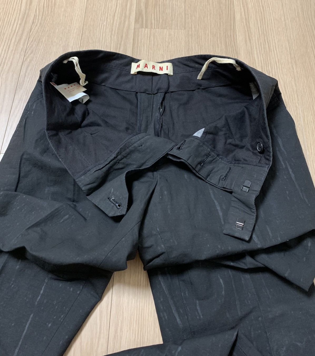 Marni Marni Unique Fabric Pants Trousers Size IT44 Size US 28 / EU 44 - 5 Thumbnail