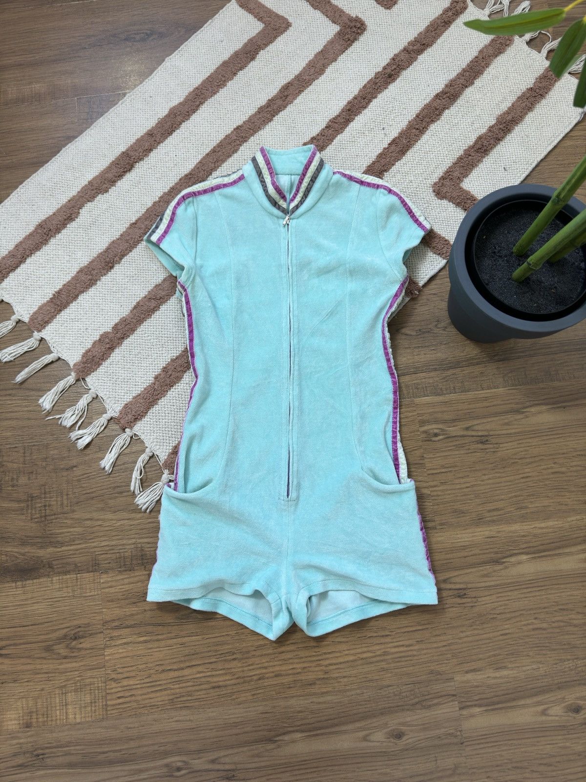 Vintage CUTE «ЧУБОЧЕК» VELOUR ROMPER OVERALLS Size S / US 4 / IT 40 - 1 Thumbnail