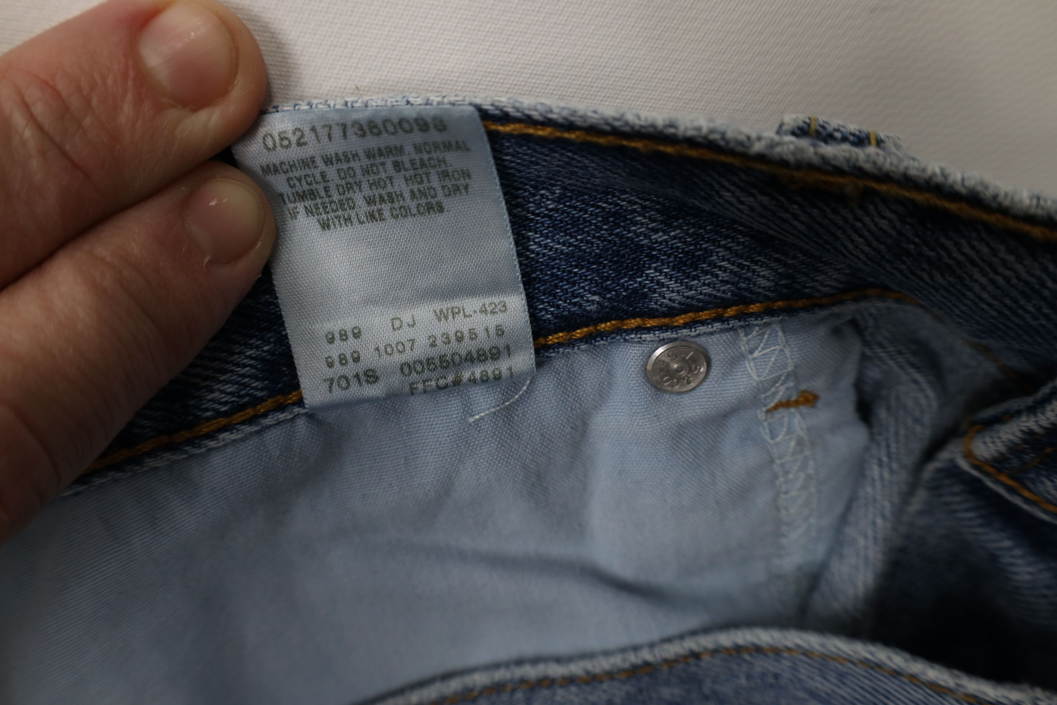 Levi's Vintage Y2K Levis 550 Relaxed Fit Denim Jeans Blue Cotton Size US 38 / EU 54 - 10 Thumbnail