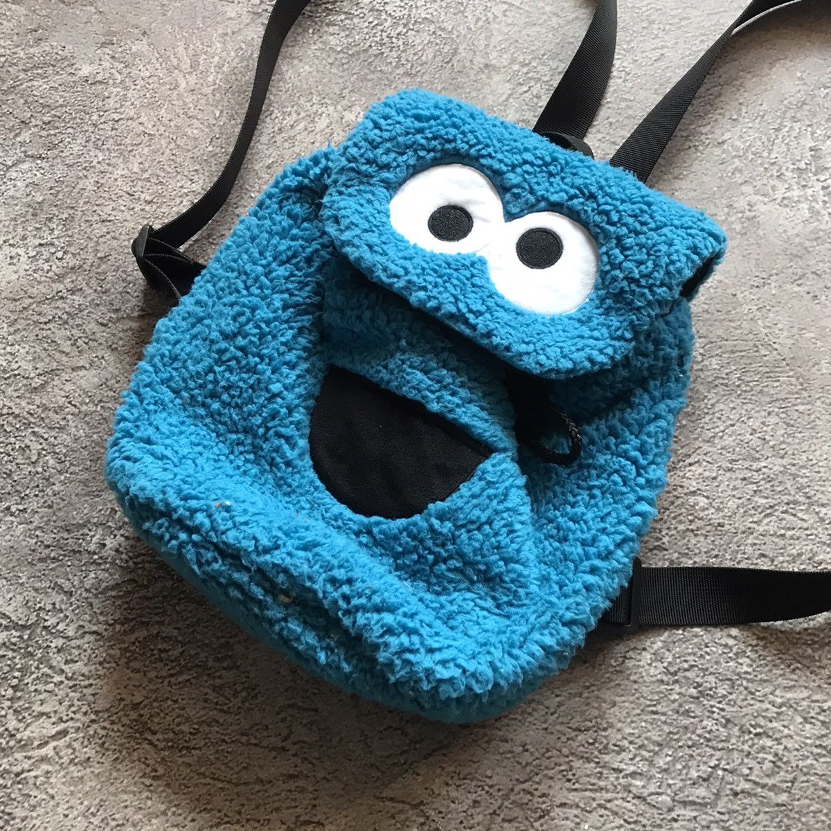 Vintage Vintage Y2K Cookie Monster Plush Backpack Streetwear Logo OS Size ONE SIZE - 4 Thumbnail