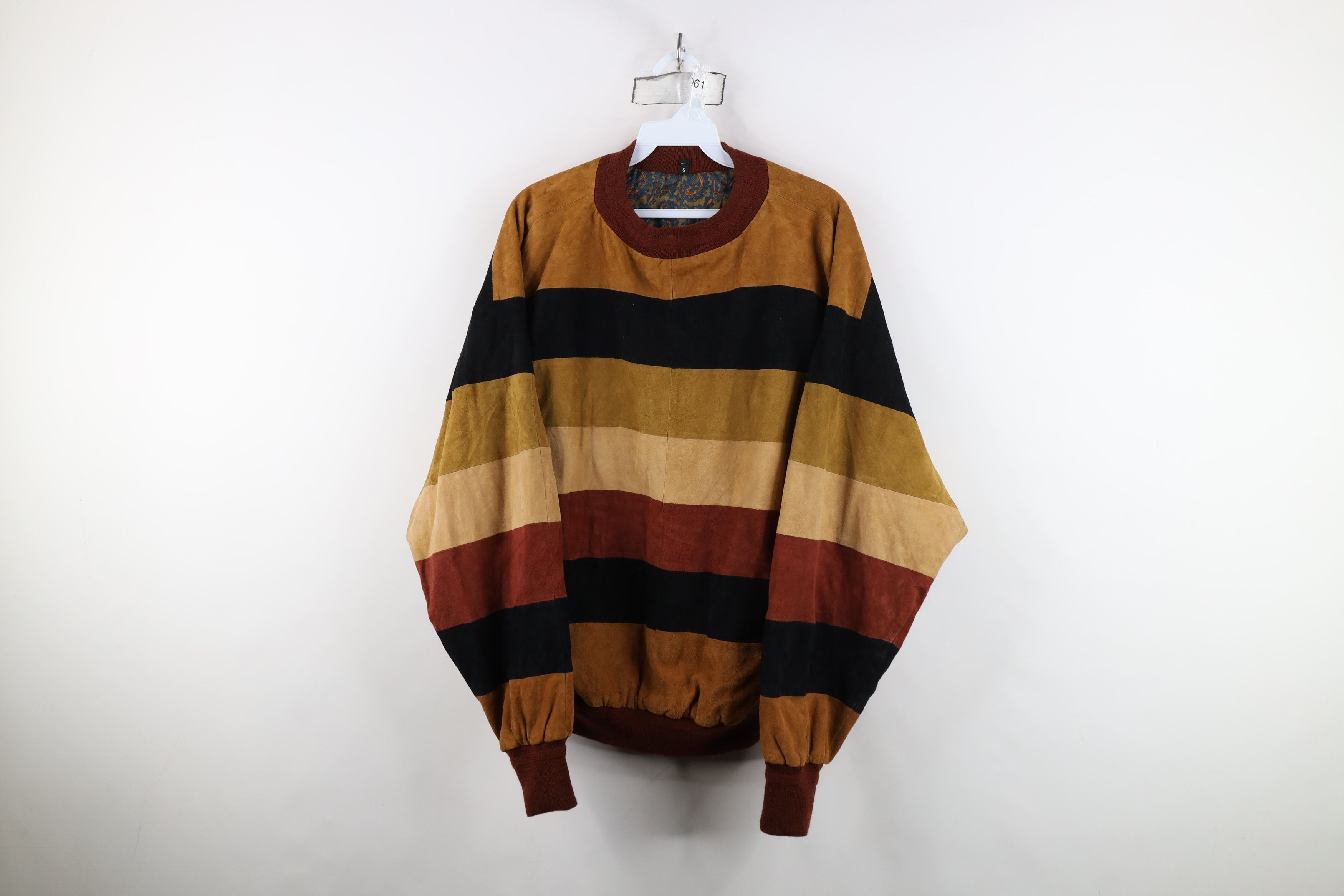 Vintage Vintage 90s Streetwear Reversible Suede Leather Silk Jacket Size US S / EU 44-46 / 1 - 1 Thumbnail