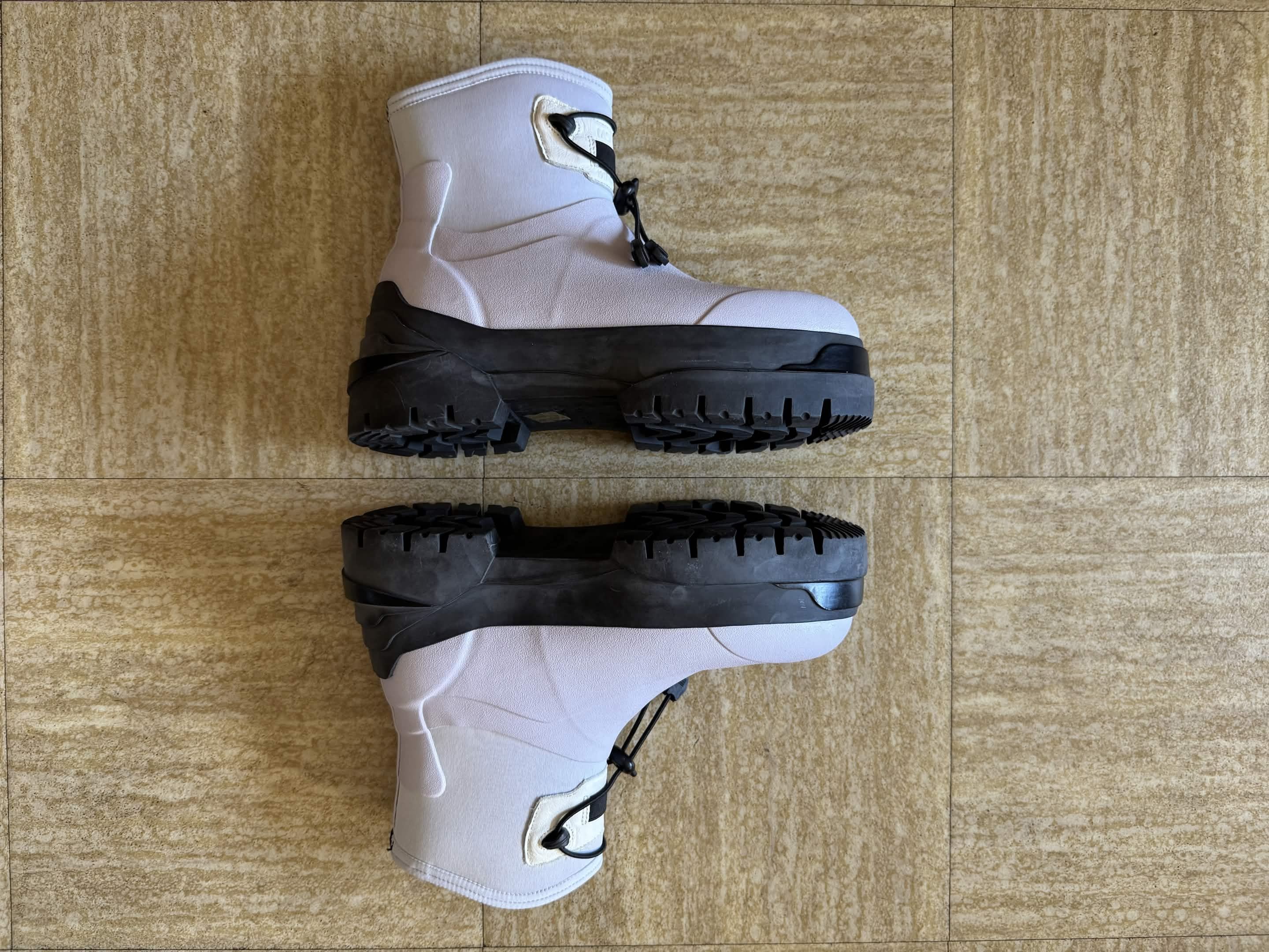 1017 ALYX 9SM Moncler Genius x 1017 Alyx 9SM Alison Scarpa Boots White Size US 9 / EU 42 - 5 Thumbnail