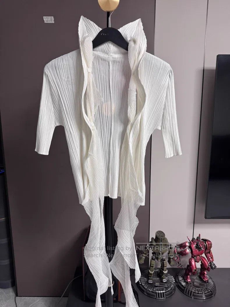 Issey Miyake Issey Miyake White Ribbon Coat Size L / US 10 / IT 46 - 1 Thumbnail