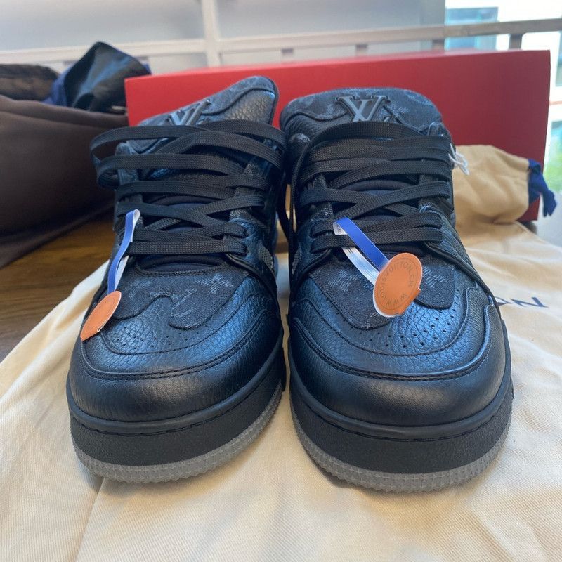 Louis Vuitton Louis Vuitton Low-Top Sneakers in Black and Gray -2508 Size US 9 / EU 42 - 4 Thumbnail