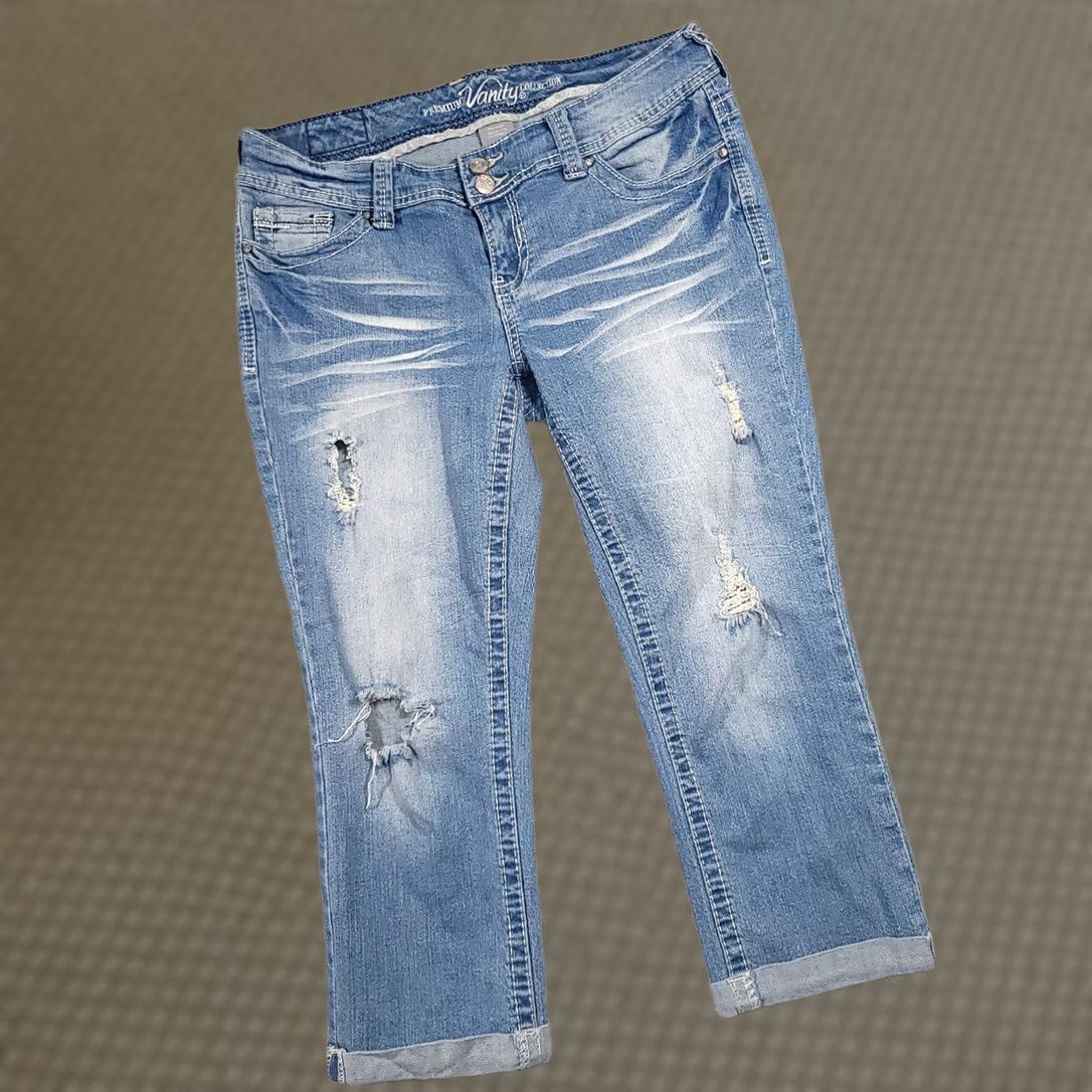 Vintage Vanity Capri Jeans Women's 29 33X21.5 Double Button Premium Collection Cuffed Jeans Capris 5-Pocket Denim Blue Slim Adult Womens Size 29" - 1 Thumbnail
