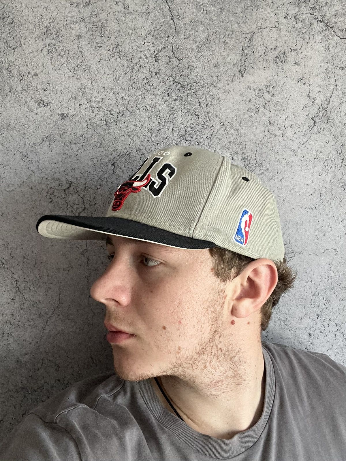 NBA Vintage New Era Chicago Bulls Cap Hat Baseball Y2K Logo Size ONE SIZE - 1 Thumbnail