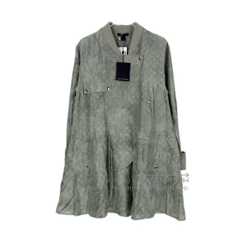 Louis Vuitton Louis Vuitton Washed ash made old gold button full printed Size M / US 6-8 / IT 42-44 - 1 Thumbnail