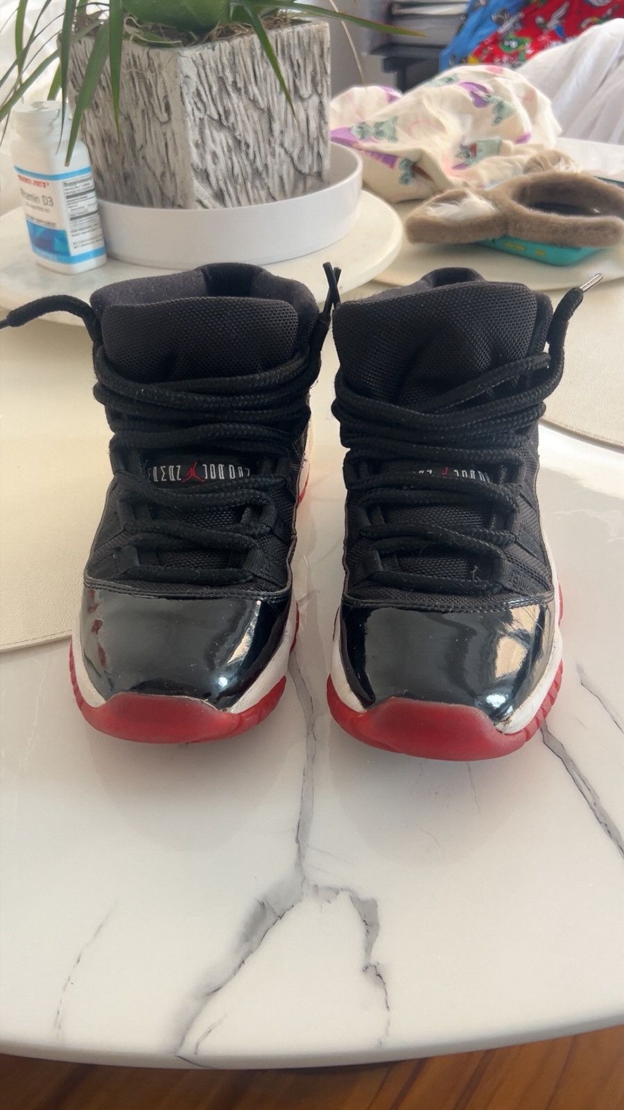 Jordan Brand Jordan Retro Playoffs Bred 2019 Size US 5 / EU 37 - 2 Thumbnail