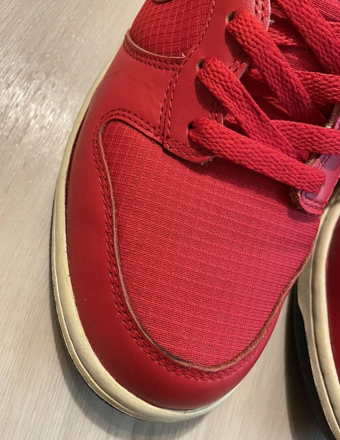 Vintage Nike Dunk USA Olympic University Red Sneakers Men’s Size 9.5 Size US 9.5 / EU 42-43 - 8 Thumbnail