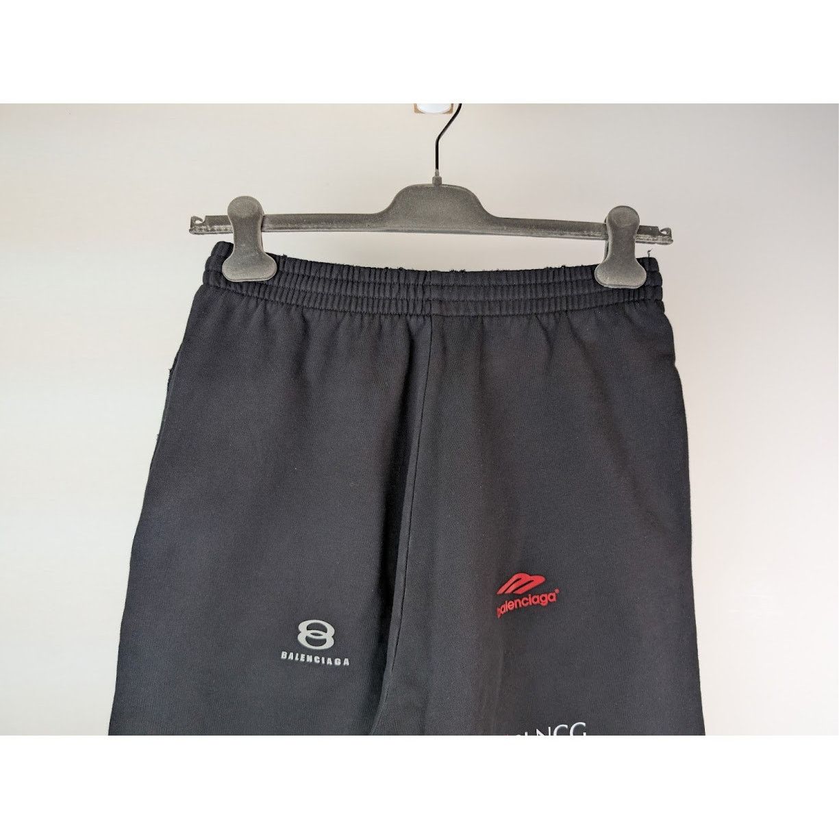 Balenciaga o1rshd1 Top League Med Moll Baggy Pants in Black Size US 28 / EU 44 - 12 Thumbnail
