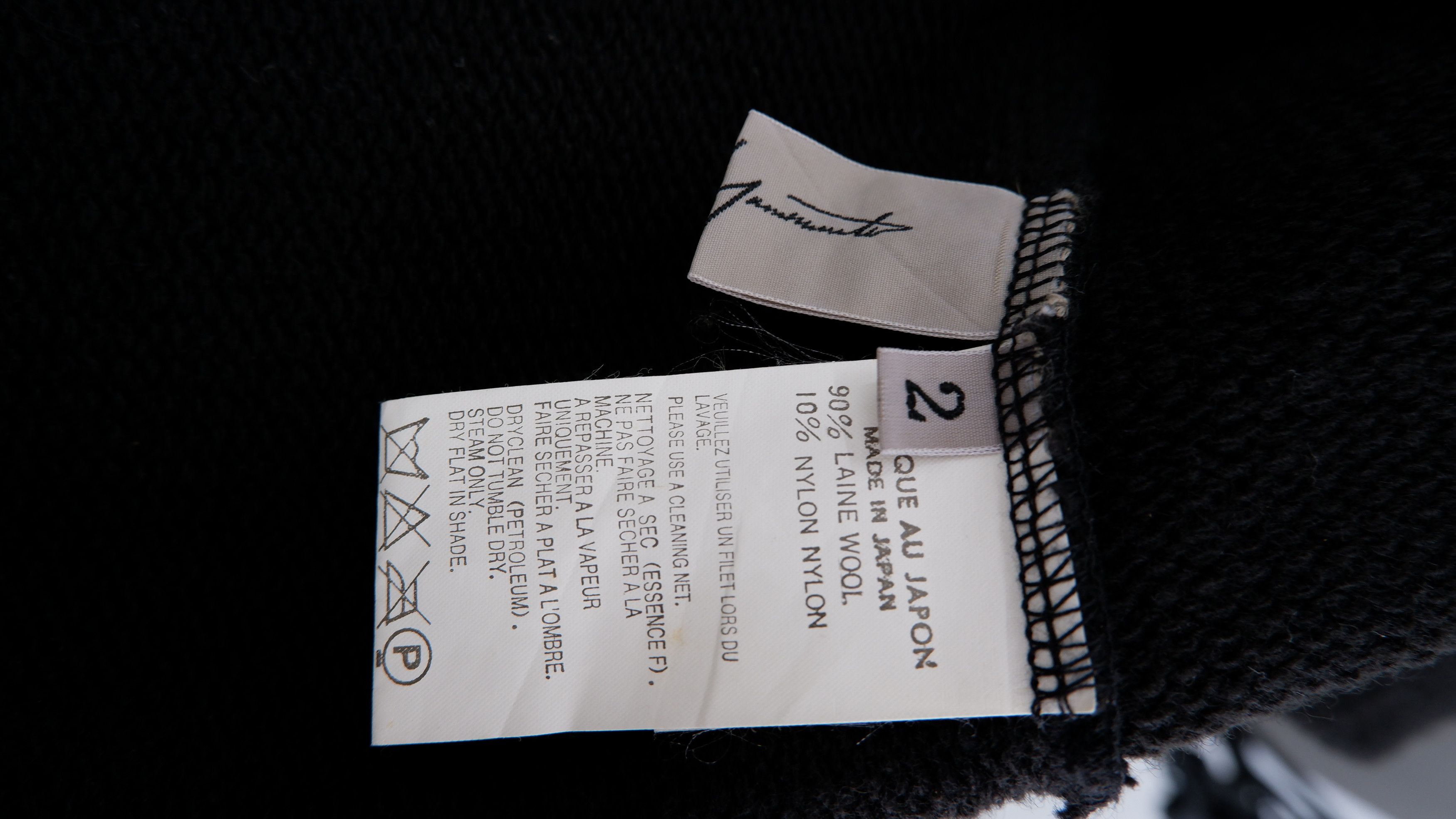 Yohji Yamamoto Yohji Yamamoto 2 Japan wool stretchable cardigan sweater vtg Size XS / US 0-2 / IT 36-38 - 2 Thumbnail