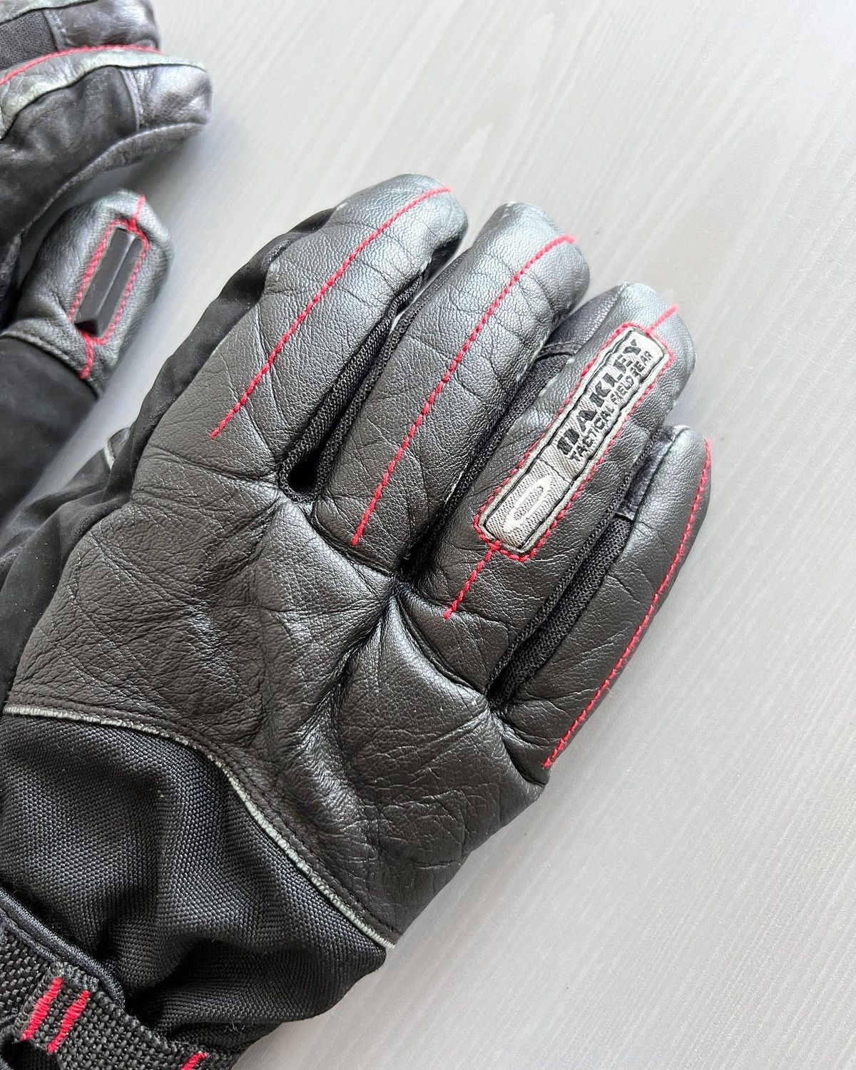 Oakley Oakley Tactical Field Gear Insulated Cargo Gloves Size ONE SIZE - 3 Thumbnail