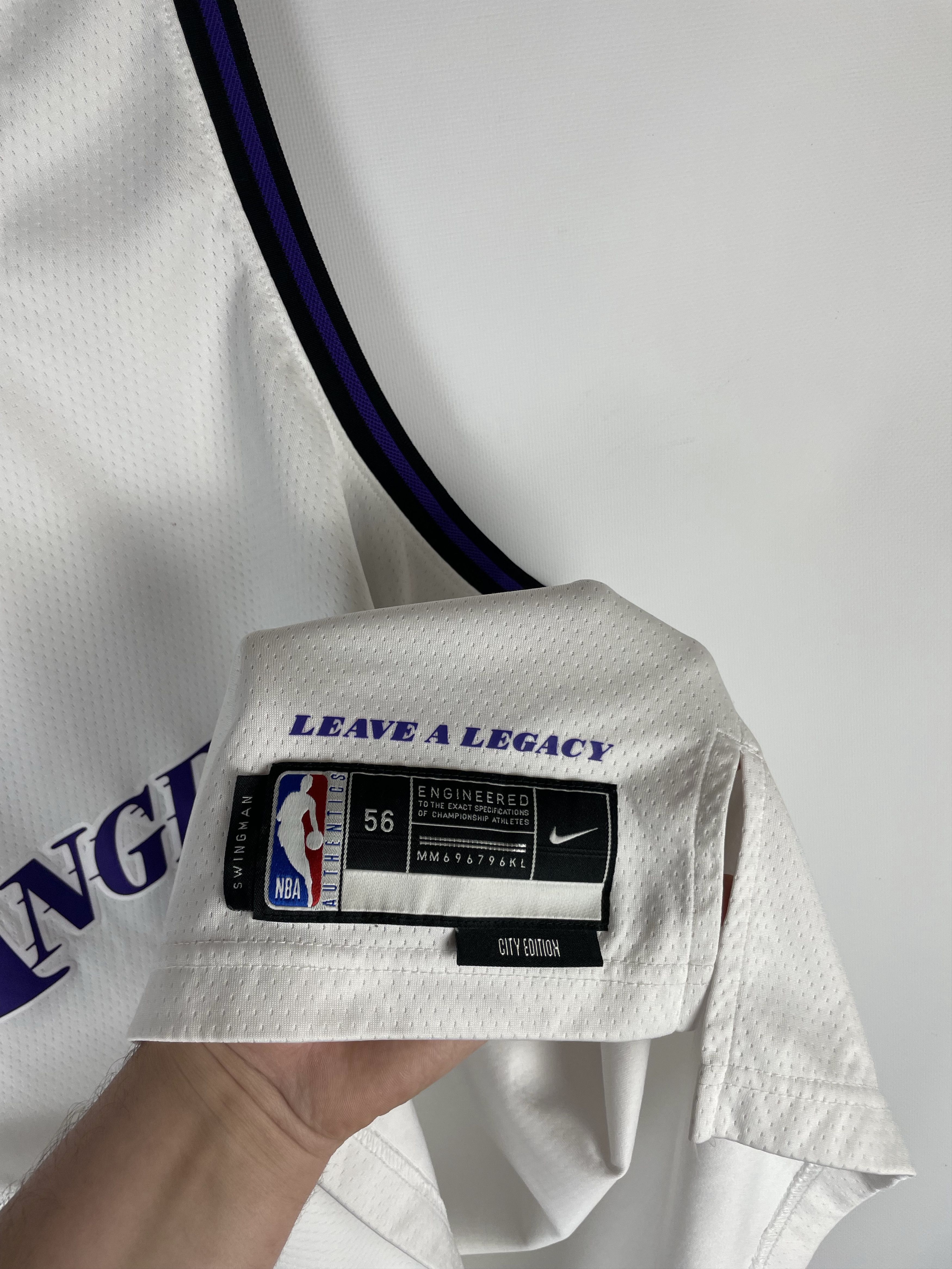 NBA Nike Los Angeles LA 6 James jersey Size US XXL / EU 58 / 5 - 5 Thumbnail